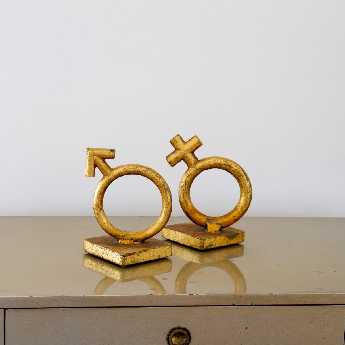 Late 20th Century Pair of Goldleafed Cast Metal Bookends by Curtis Jere, 1970