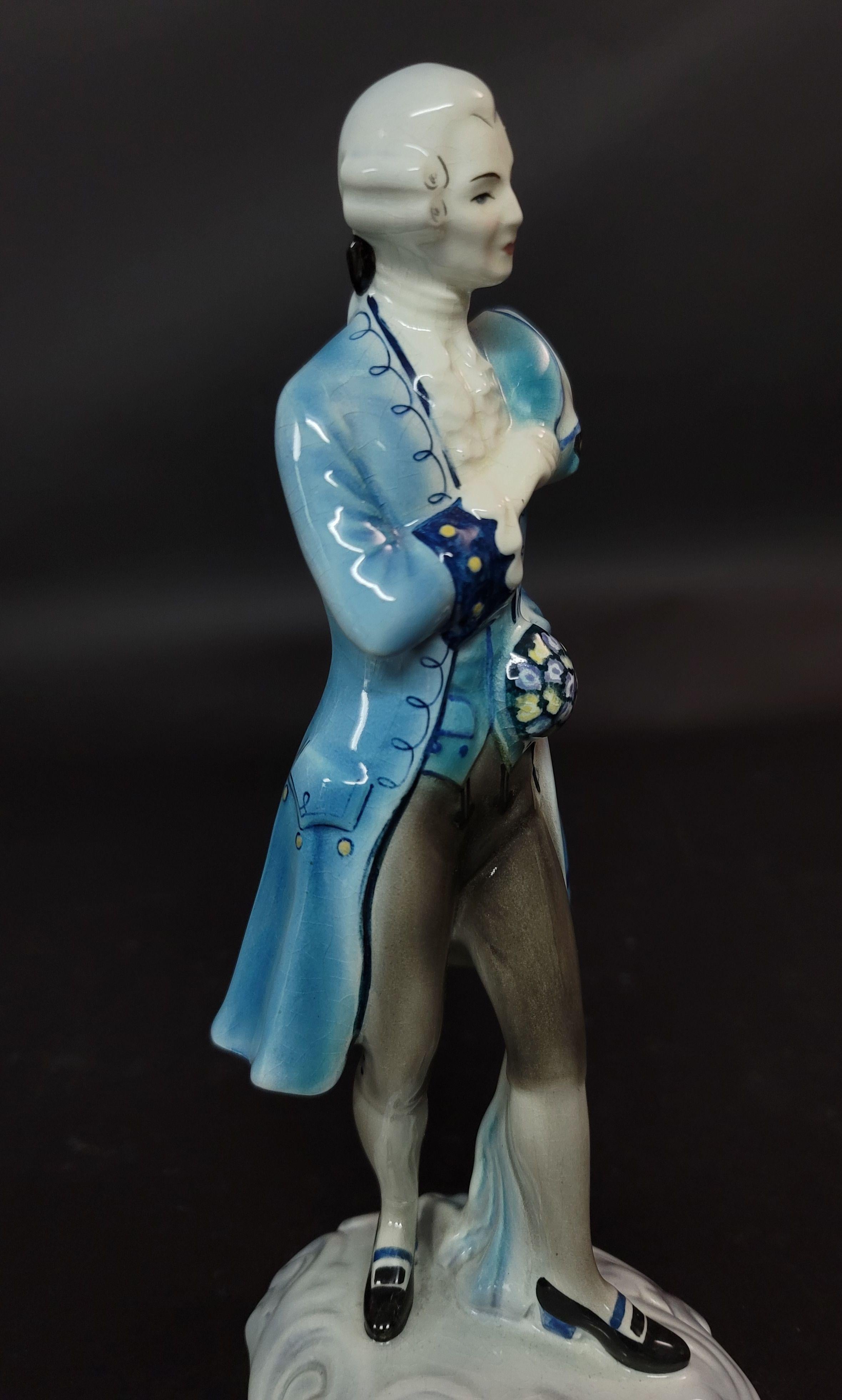 Pareja de figuras Goldschneider y Royal Dux en venta 10