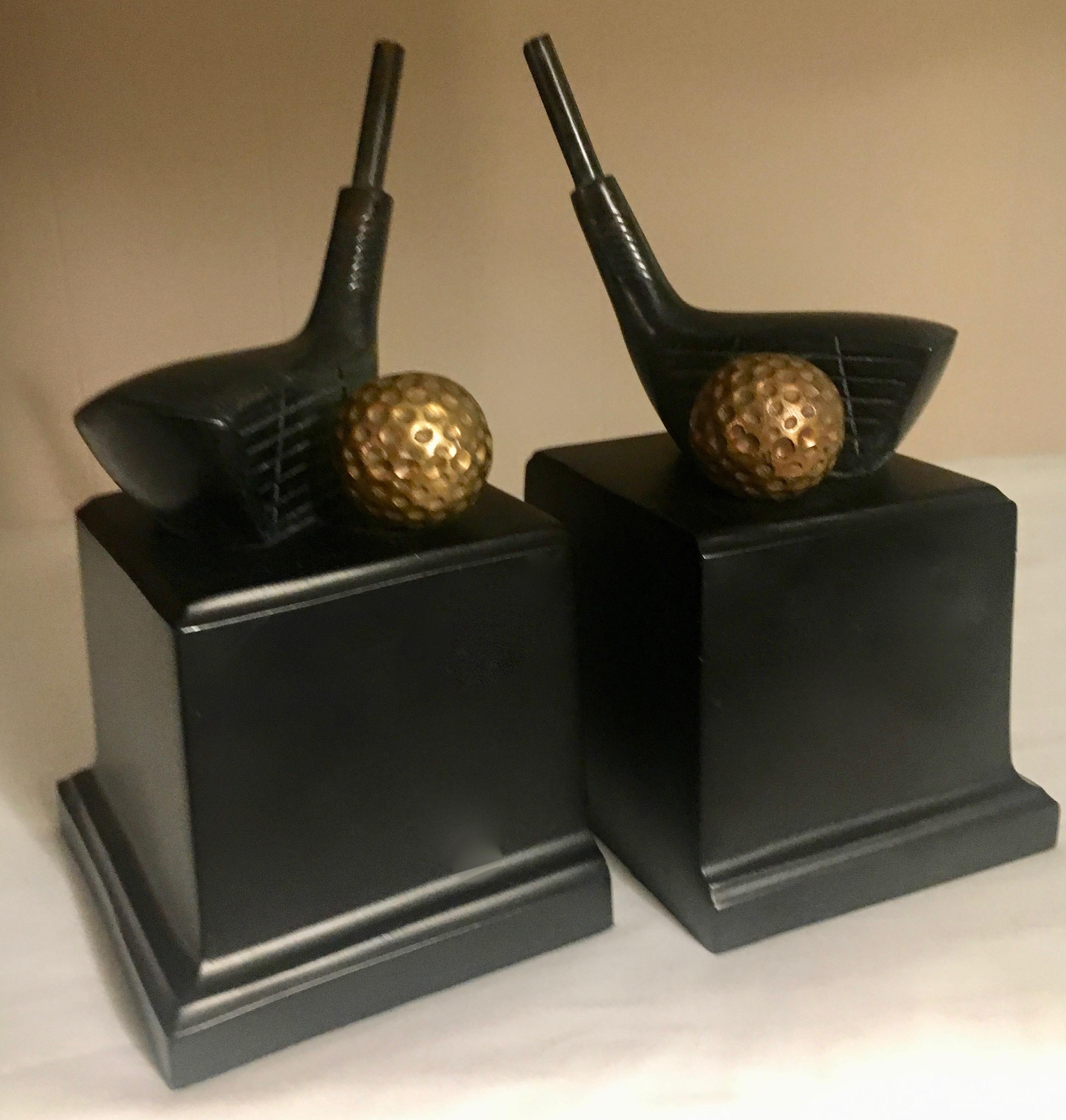 Pair of Golf Bookends In Good Condition In Los Angeles, CA