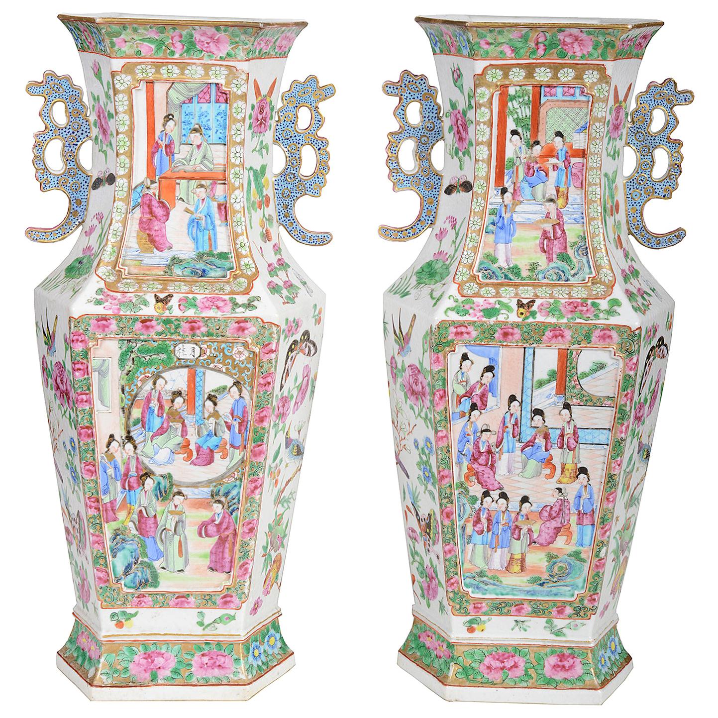 Pair of Good Quality 19th Century Chinese Rose Medallion Vases