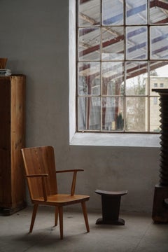 Paire de fauteuils en pin "Svensk Fur" de Göran Malmvall, The Modern Scandinavian, années 1940