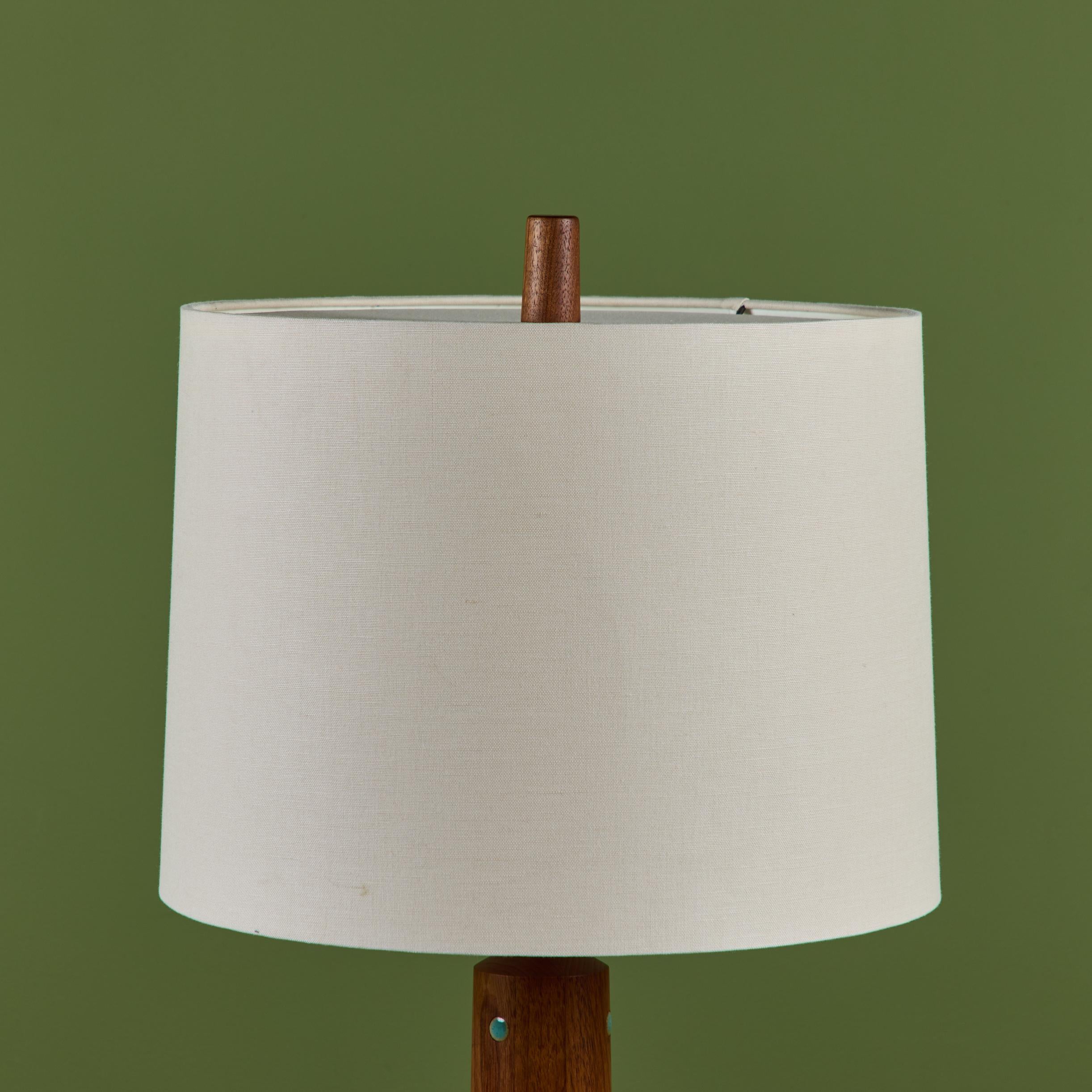 Coppia di lampade da tavolo in legno di Gordon & Jane Martz con intarsio di piastrelle in vendita 7