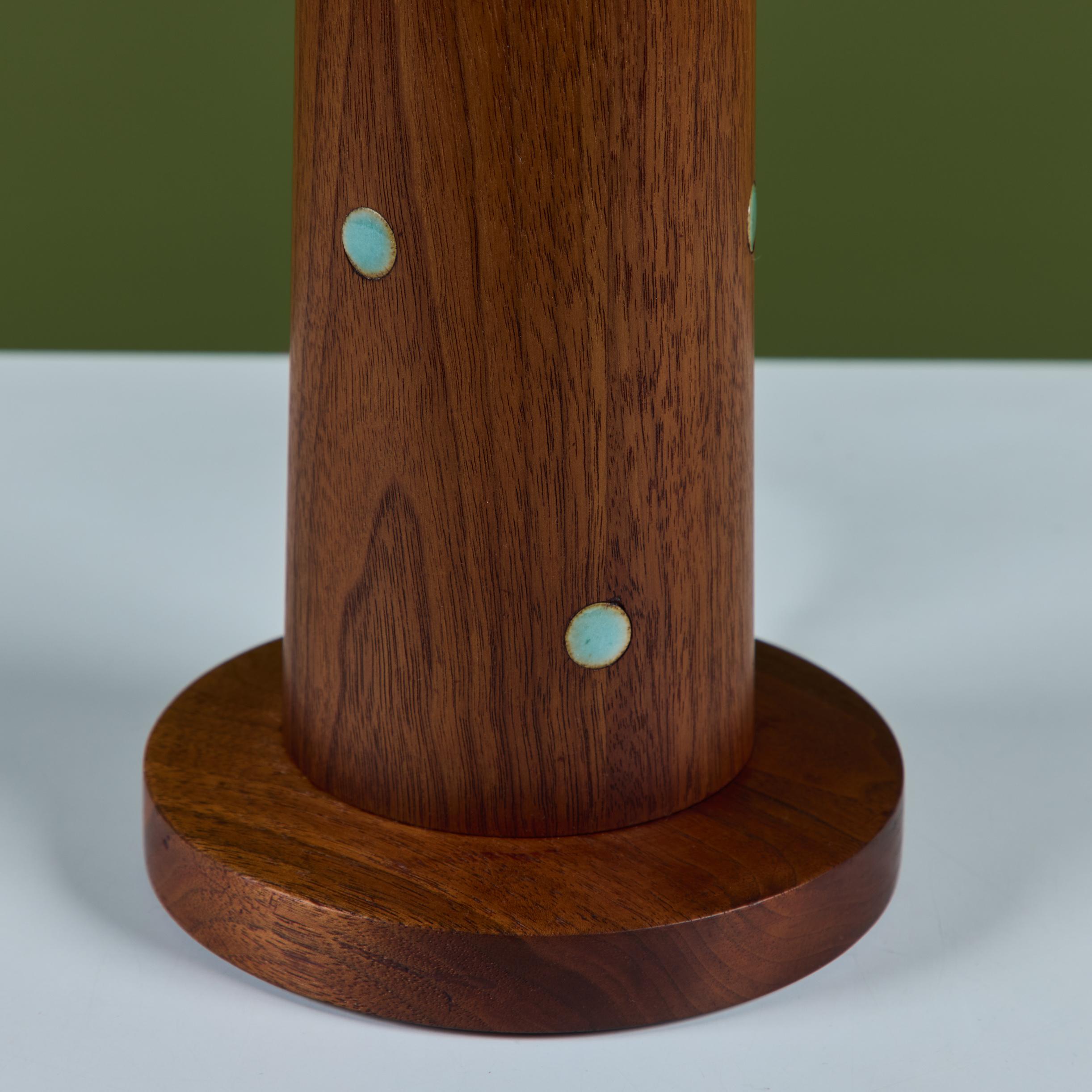 Coppia di lampade da tavolo in legno di Gordon & Jane Martz con intarsio di piastrelle in vendita 9