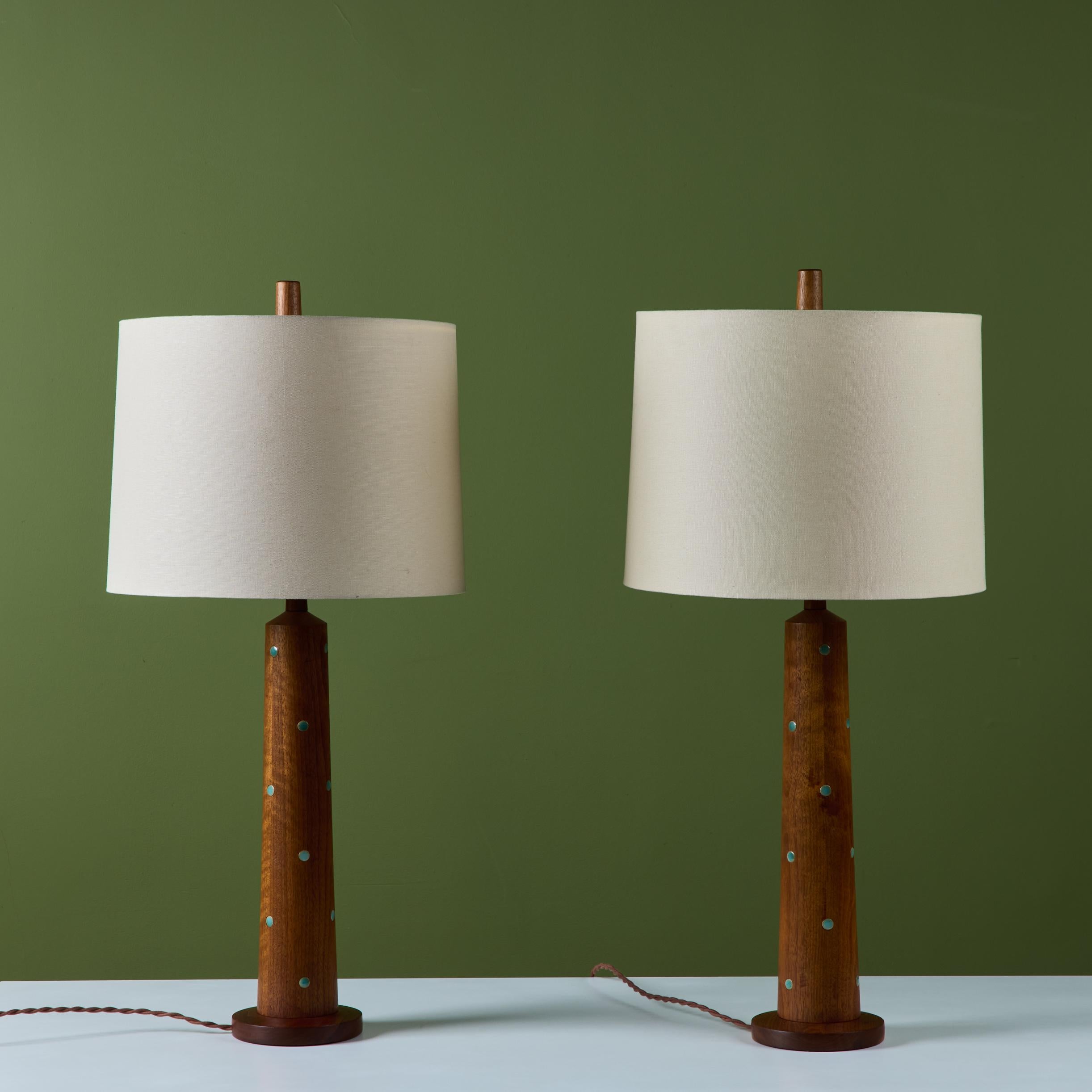 Coppia di lampade da tavolo in legno di Gordon & Jane Martz con intarsio di piastrelle In condizioni ottime in vendita a Los Angeles, CA