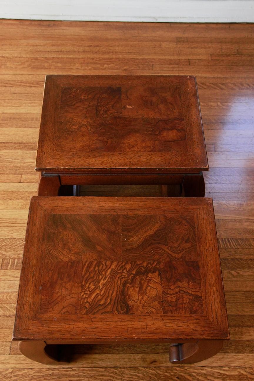 Fruitiers Paire de tables d'appoint Gordons Fine Furniture Design Fruitwood Burl. en vente
