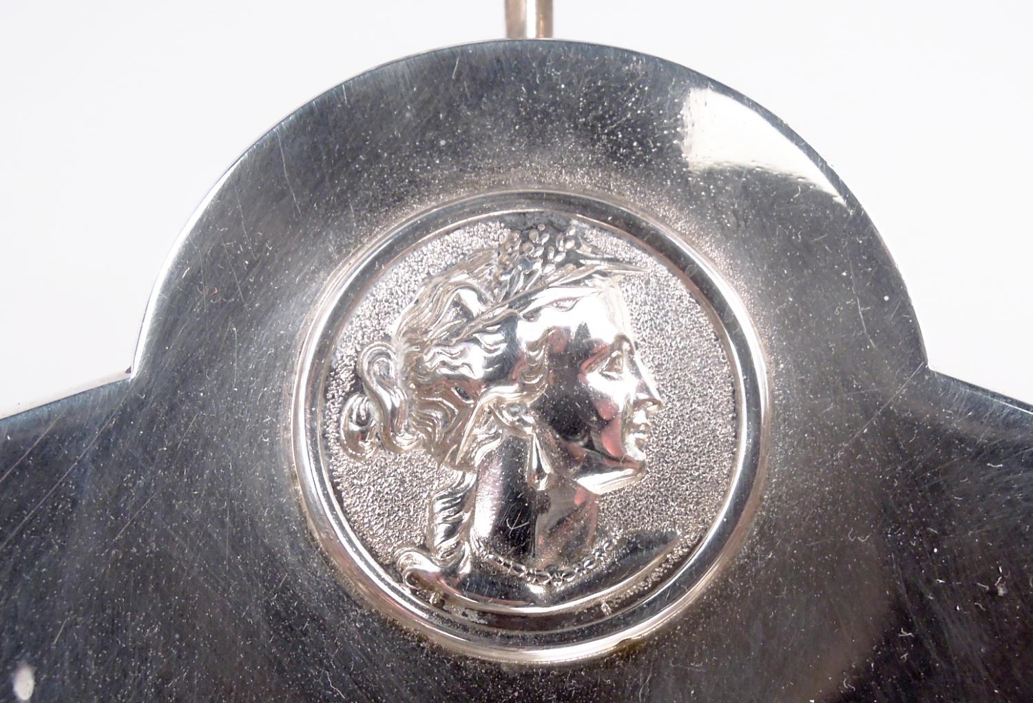 Paar Gorham Medaillon Münze Silber Mittelstück Kompotte (19. Jahrhundert) im Angebot