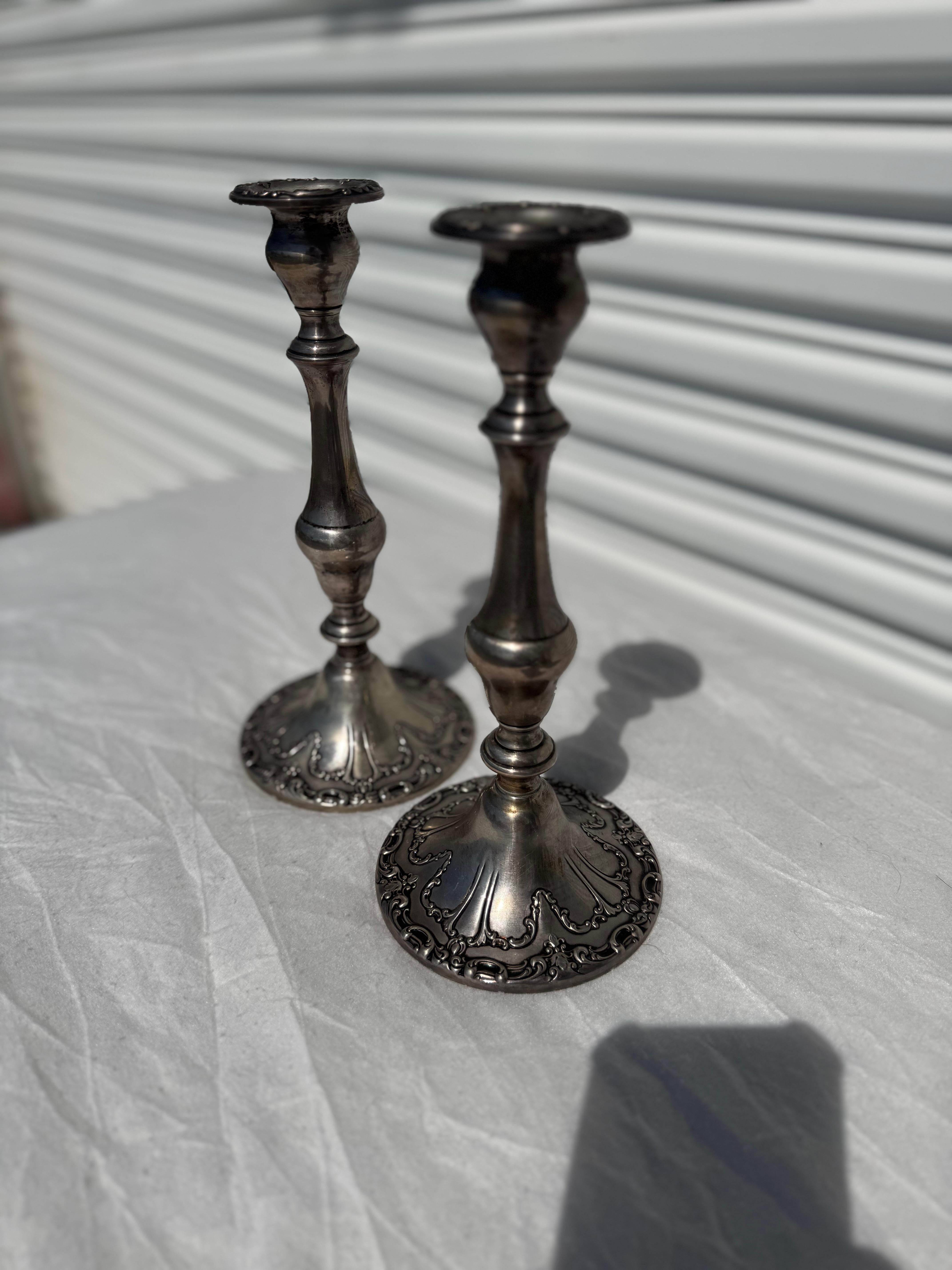 Pair of Gorham Sterling Silver Weighted Candleholders (amerikanisch) im Angebot