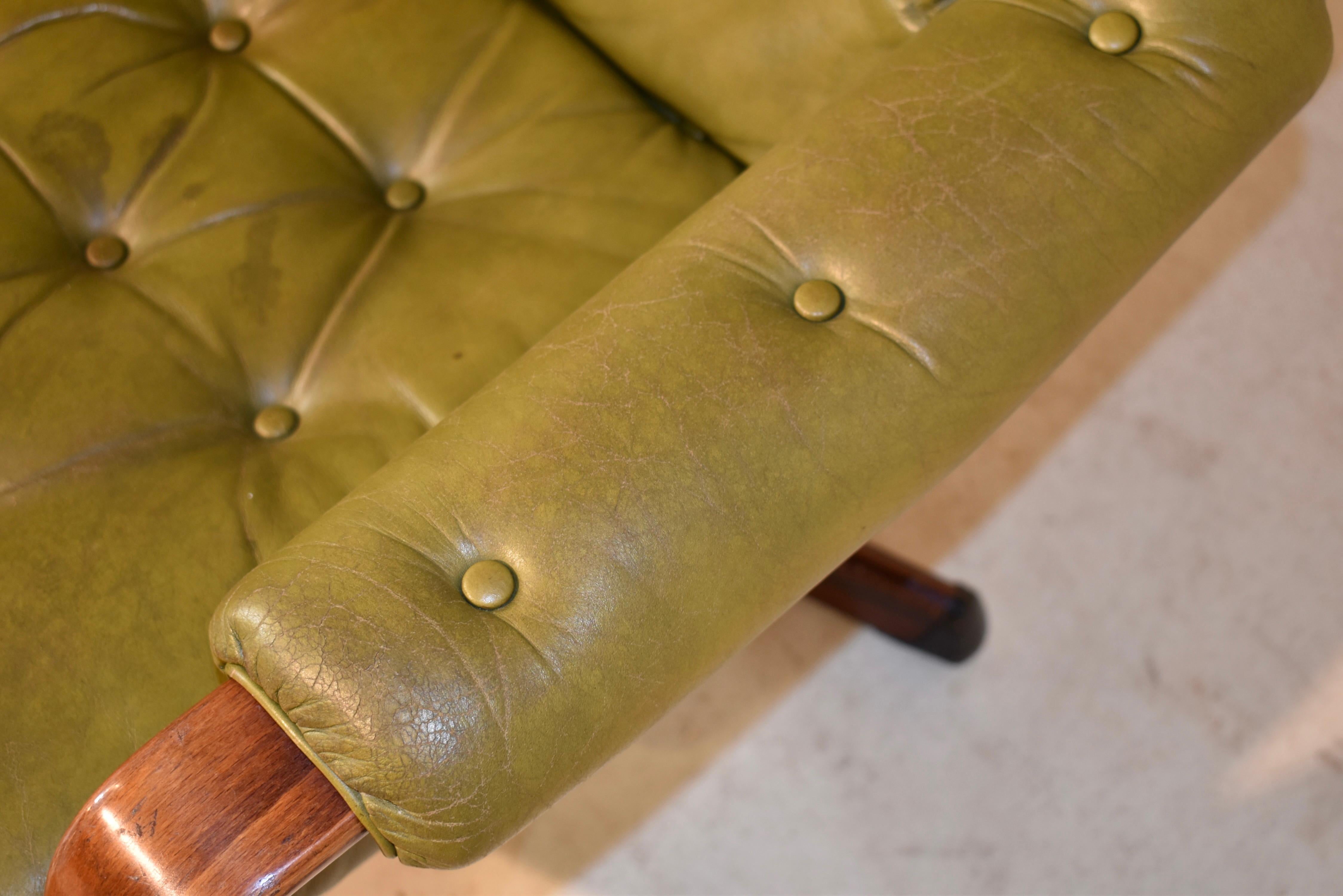 Pair of Göte Mobler Mid-Century Leather Chairs, circa 1960s For Sale 1