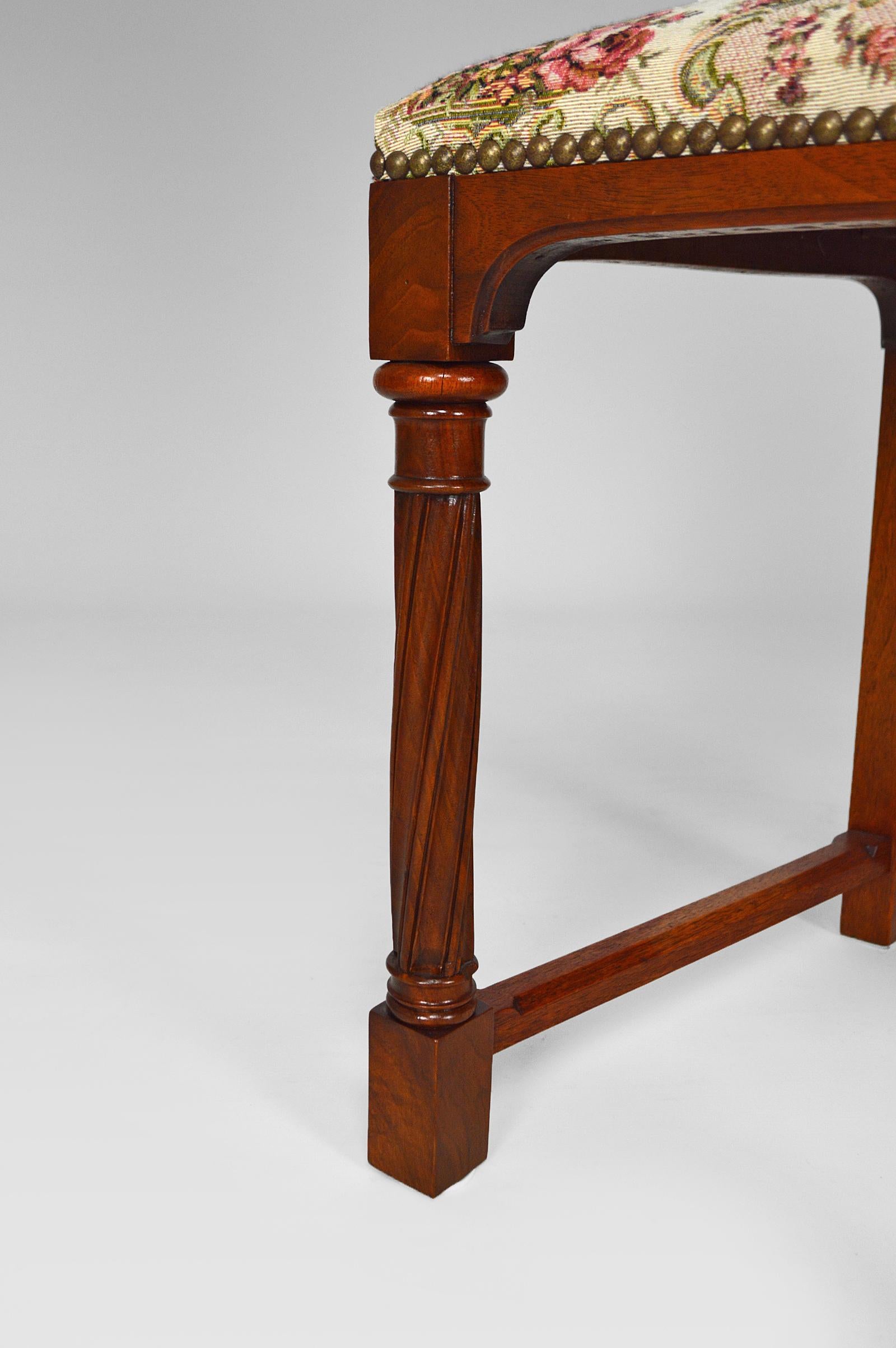 Pair of Gothic Revival Chairs in Carved Walnut, France, circa 1890 For Sale 12