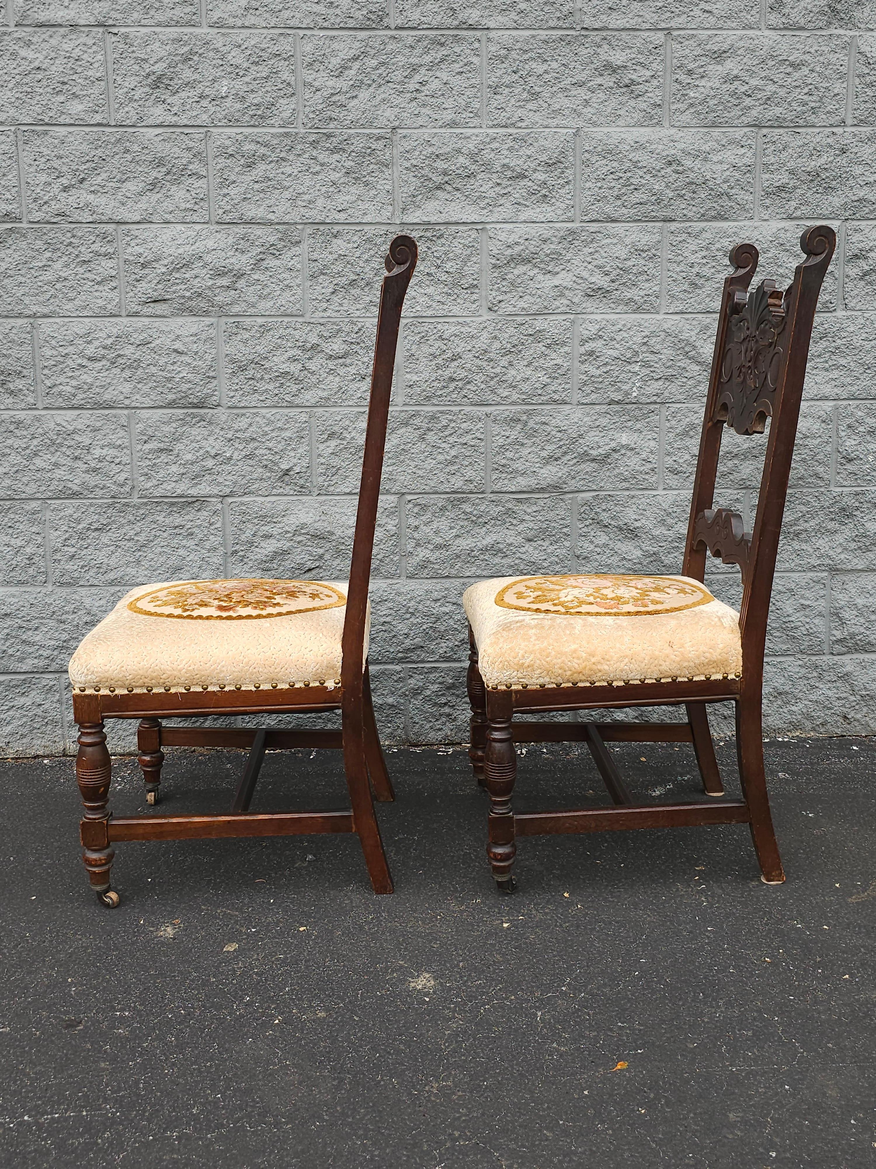 19th Century Pair Of Gothic Revival Style Stained Oak Wood And Upholstered Seat Side Chairs For Sale