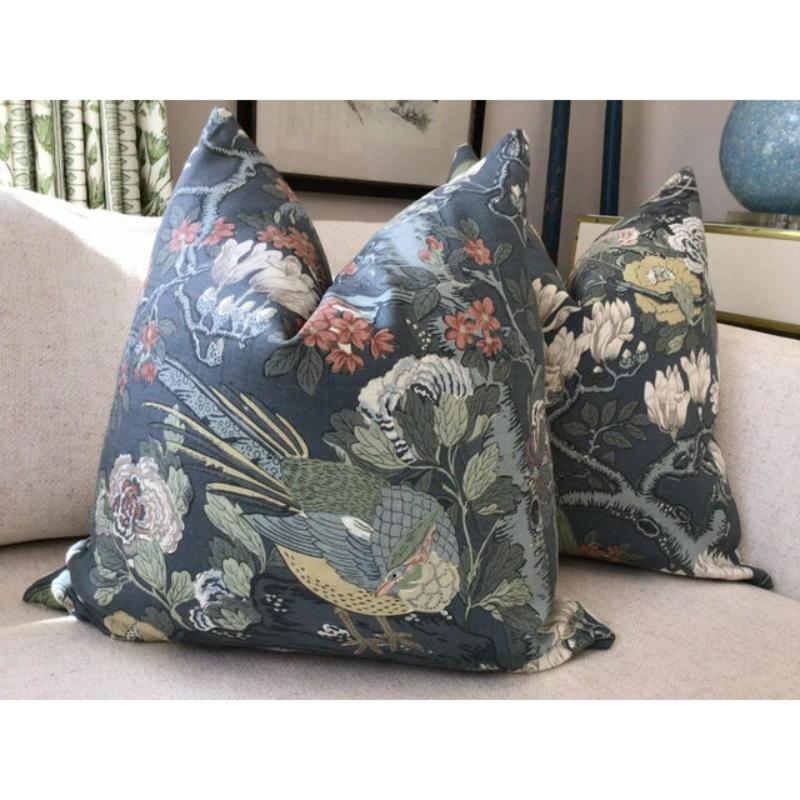 Étonnante, étonnante, étonnante. Un nouveau tissu 