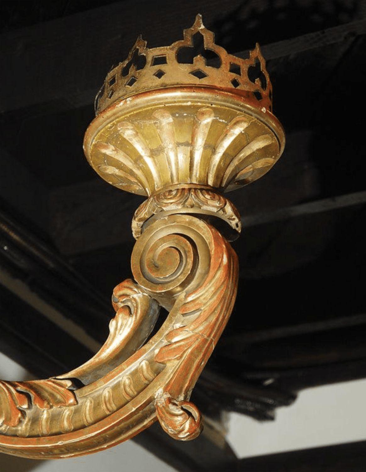 Pair of Grand Hand-Carved, Gilt Wood Sconces In Good Condition For Sale In Los Angeles, CA