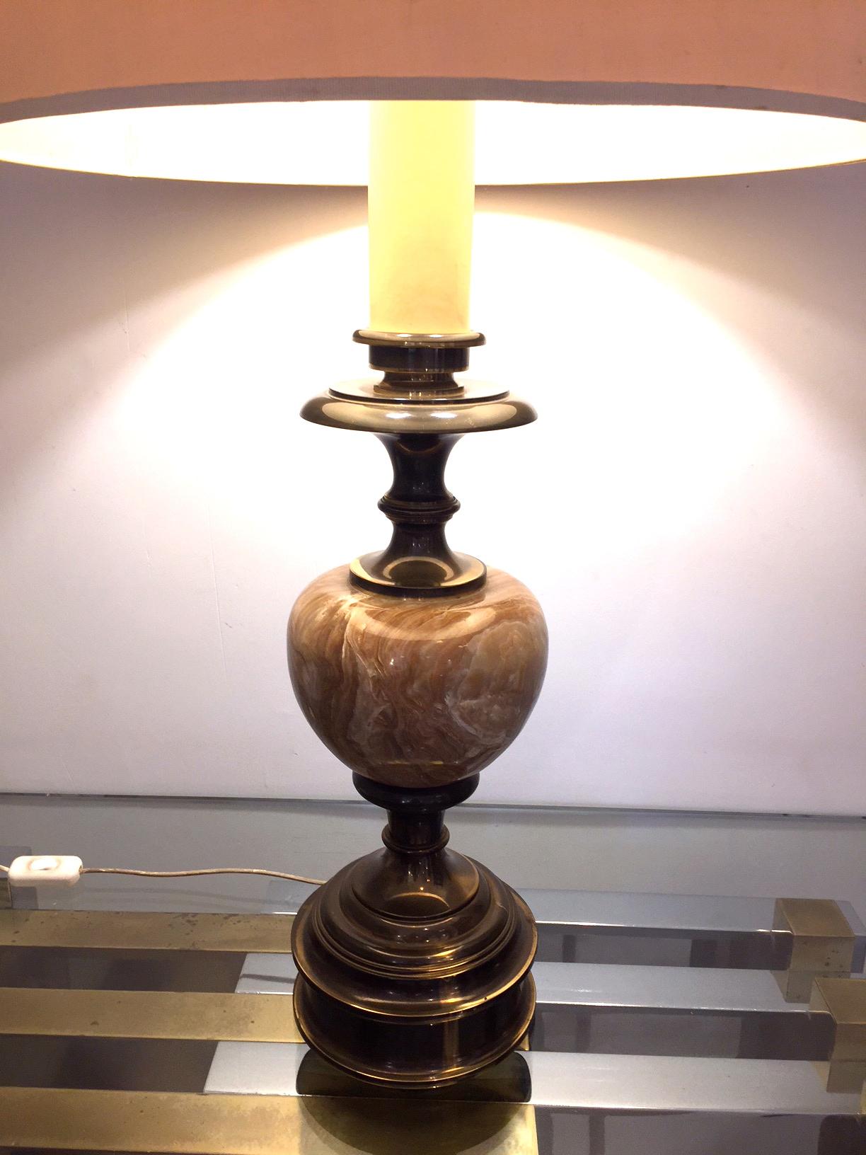 Mid-Century Modern Pair of Grand Spanish 1970 Alabaster Table lamps For Sale