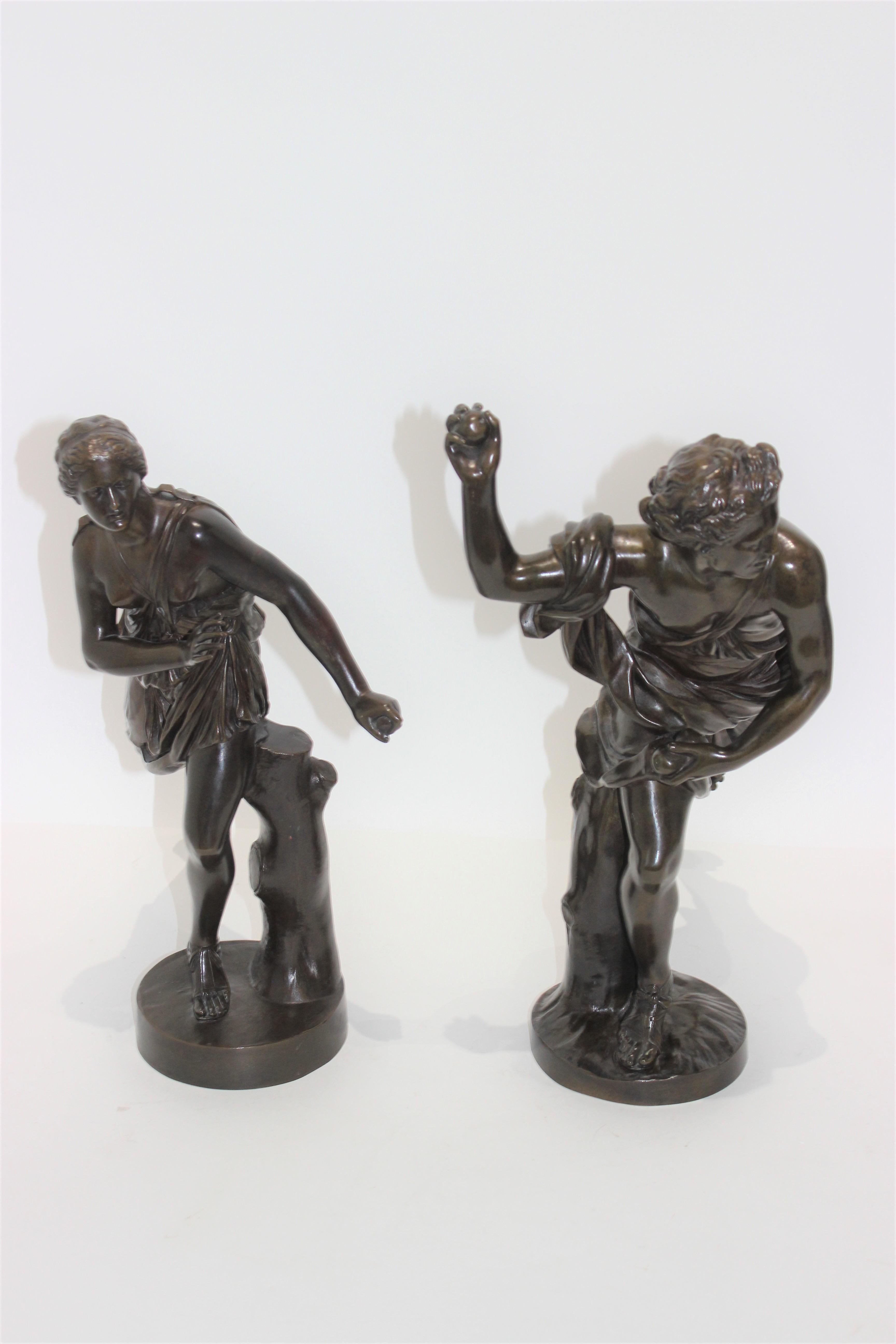 Pair of Grand Tour Bronzes of Atalanta and Hippomenes For Sale 1