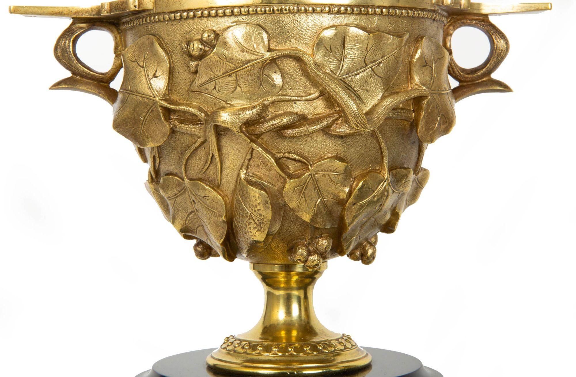 Pair of Grand Tour Bronze Two-Handled Pompeiian Cups circa 1875 For Sale 7