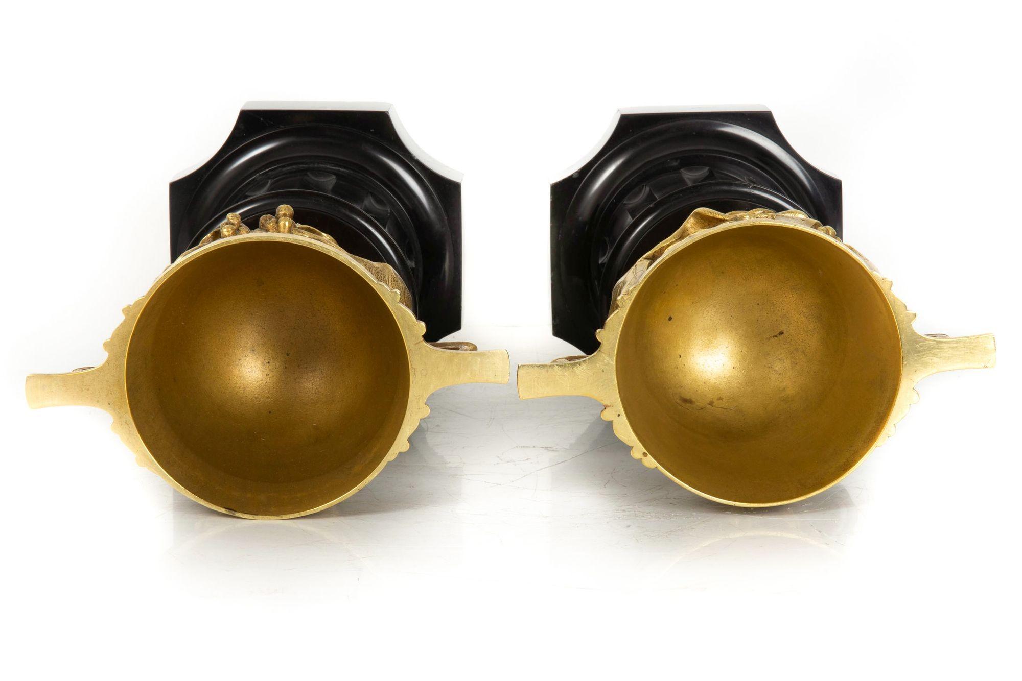 Pair of Grand Tour Bronze Two-Handled Pompeiian Cups circa 1875 For Sale 8