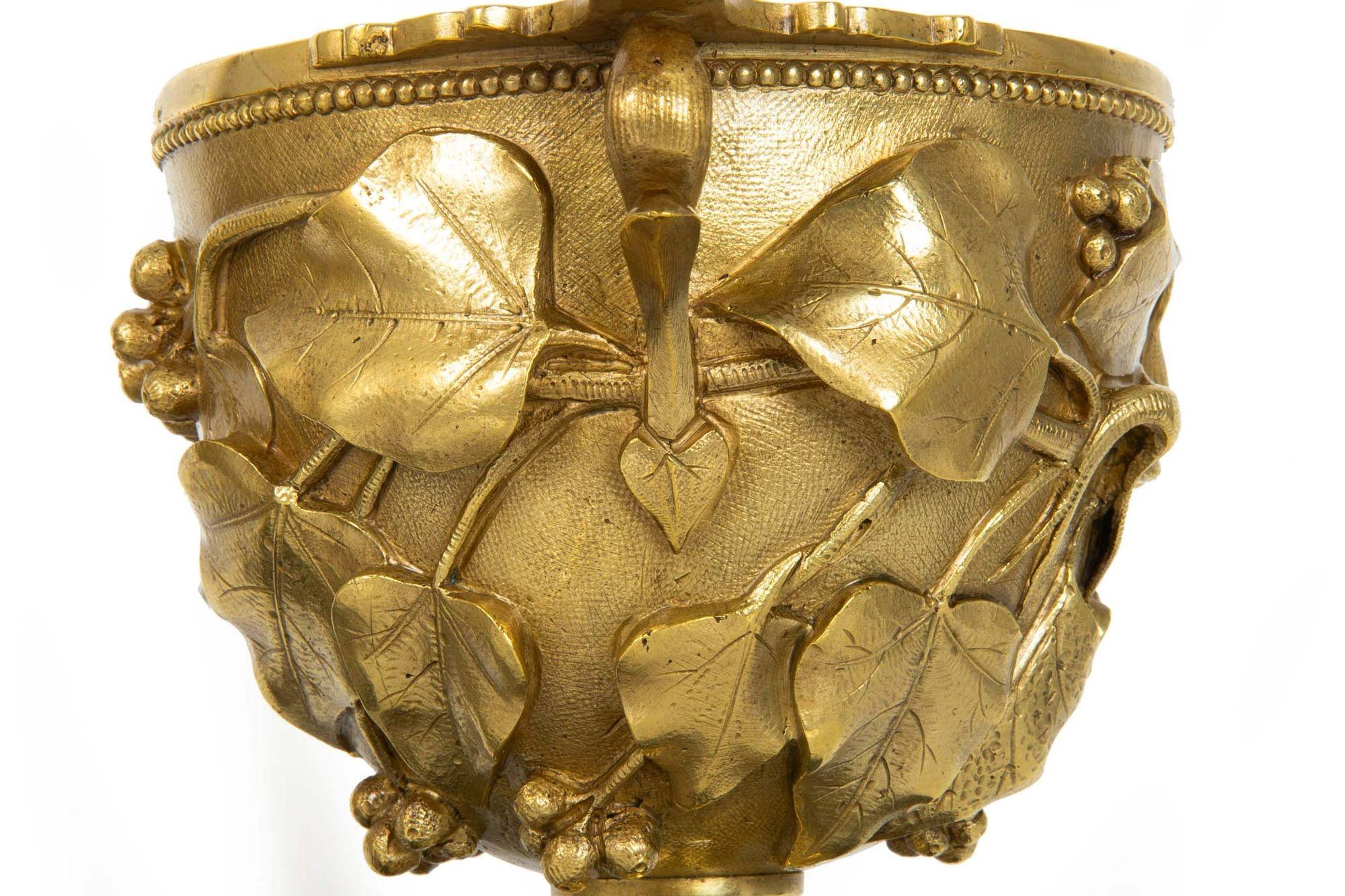 Pair of Grand Tour Bronze Two-Handled Pompeiian Cups circa 1875 For Sale 2