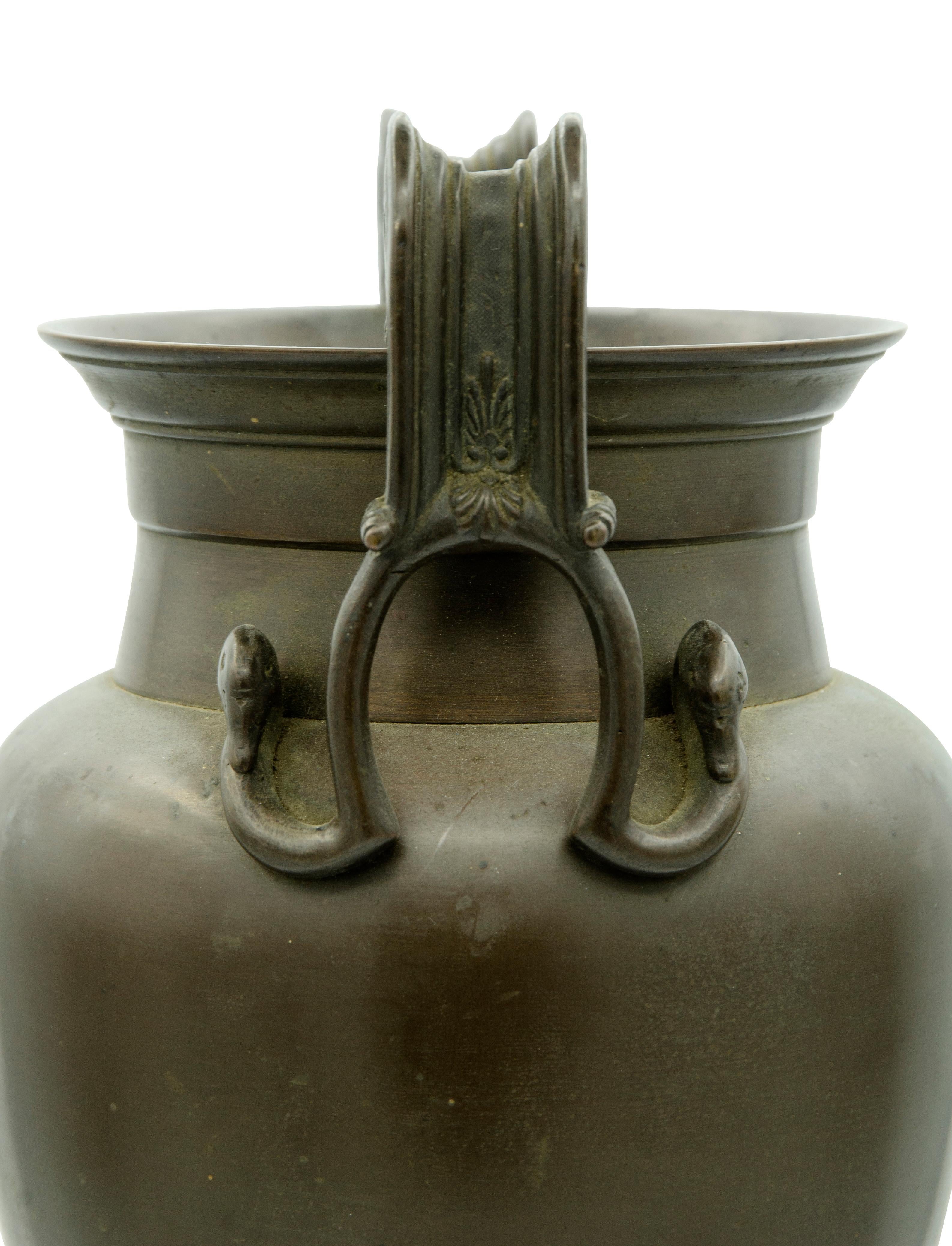 Pair of Grand Tour Greek Revival Bronze Urns on Marble Bases 10
