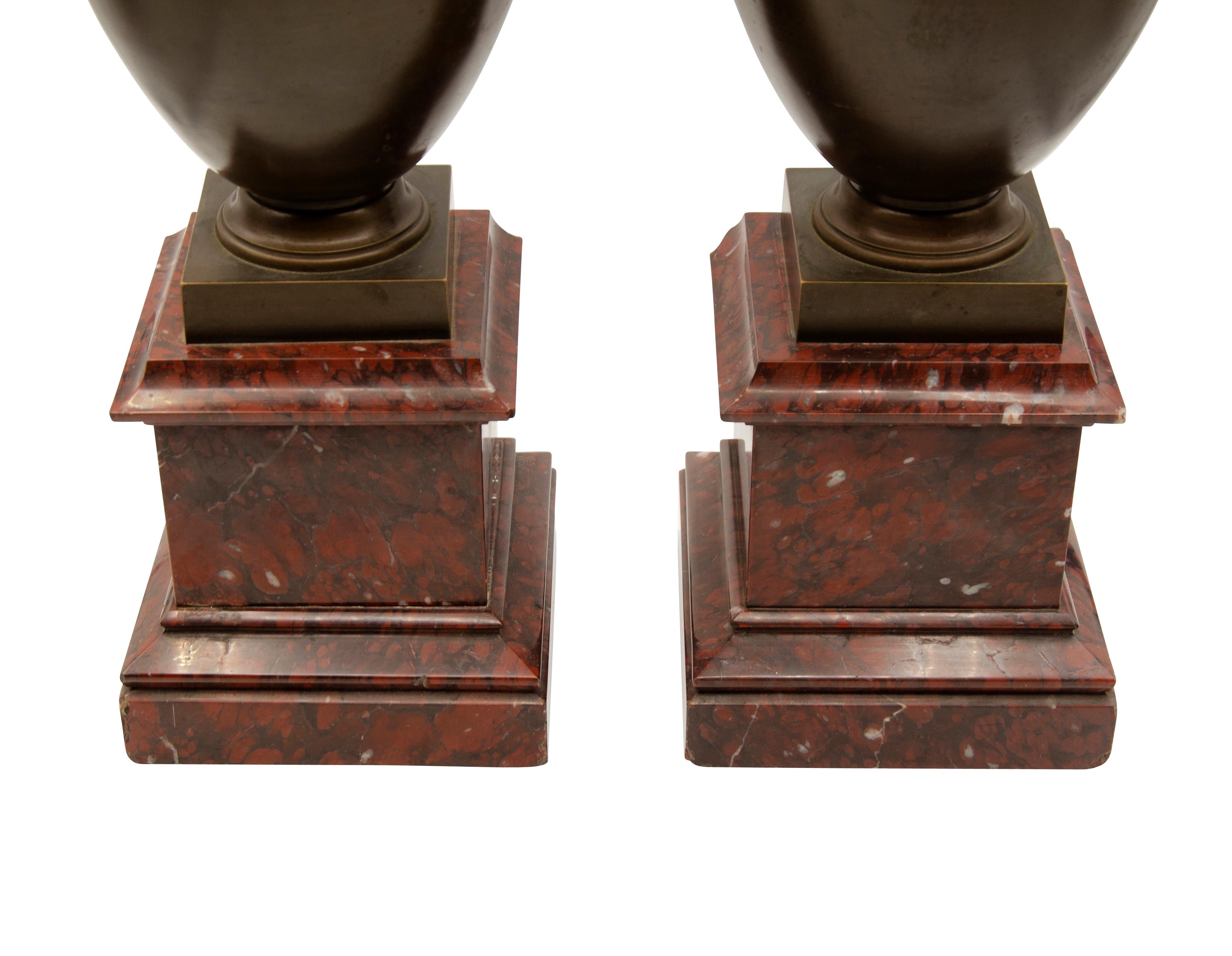 Pair of Grand Tour Greek Revival Bronze Urns on Marble Bases 13
