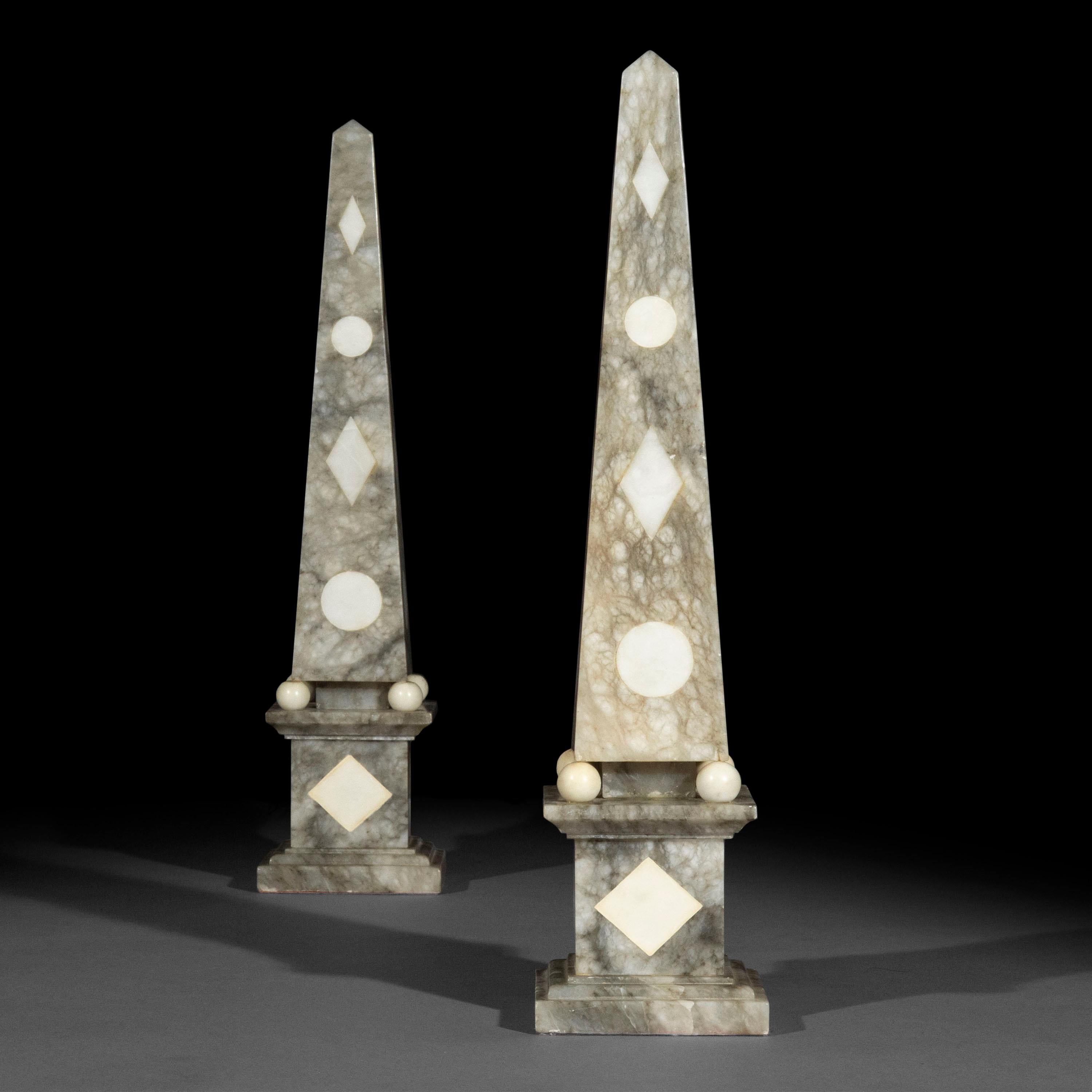 Pair of Grand Tour Marble Obelisks Mantlepiece Ornaments In Good Condition In London, GB