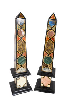 Paar Obelisken aus Marmor im Grand-Tour-Stil