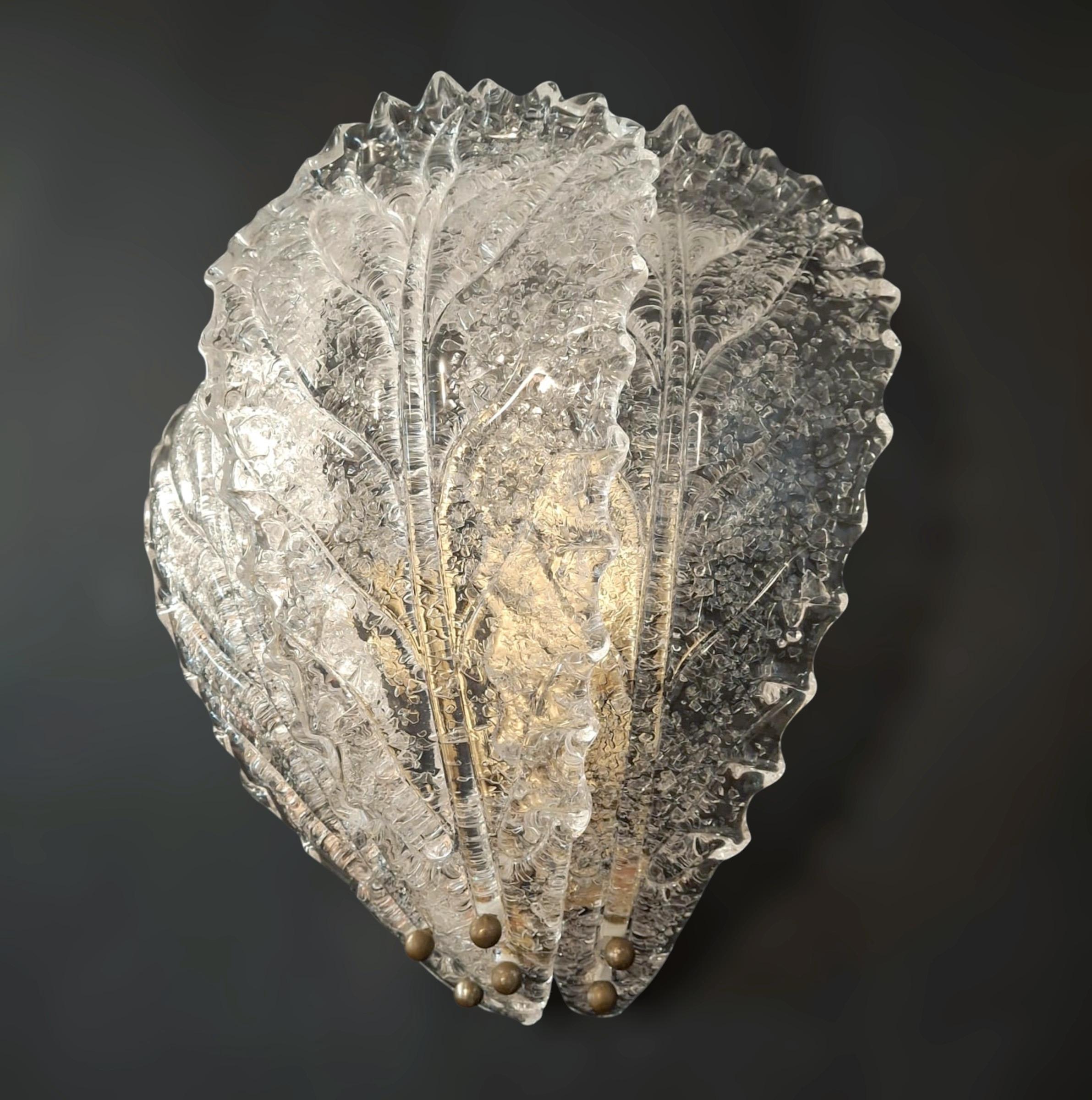 Pair of Graniglia Leaf Sconces In Good Condition For Sale In Los Angeles, CA