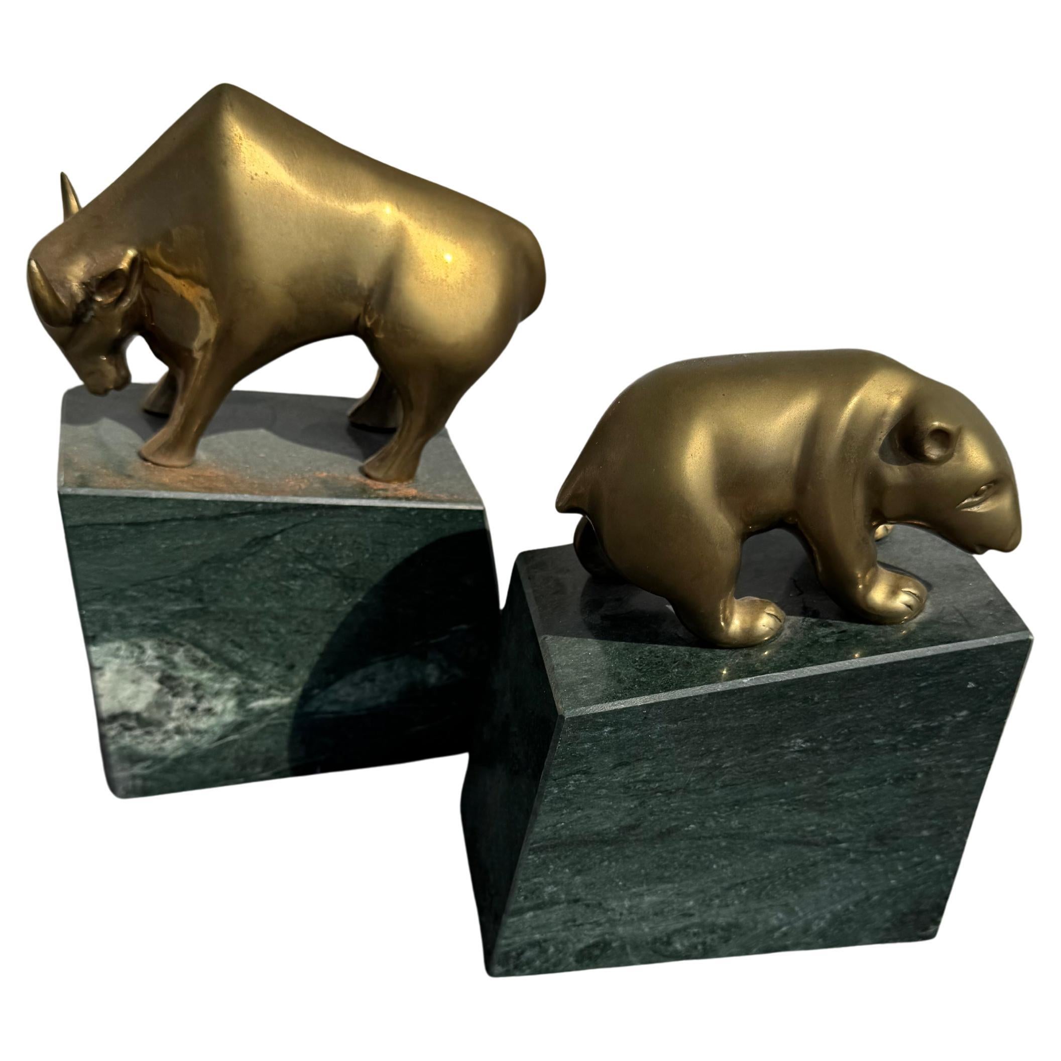 Pair of Marble and Brass Bull and Bear Market Bookends in vendita