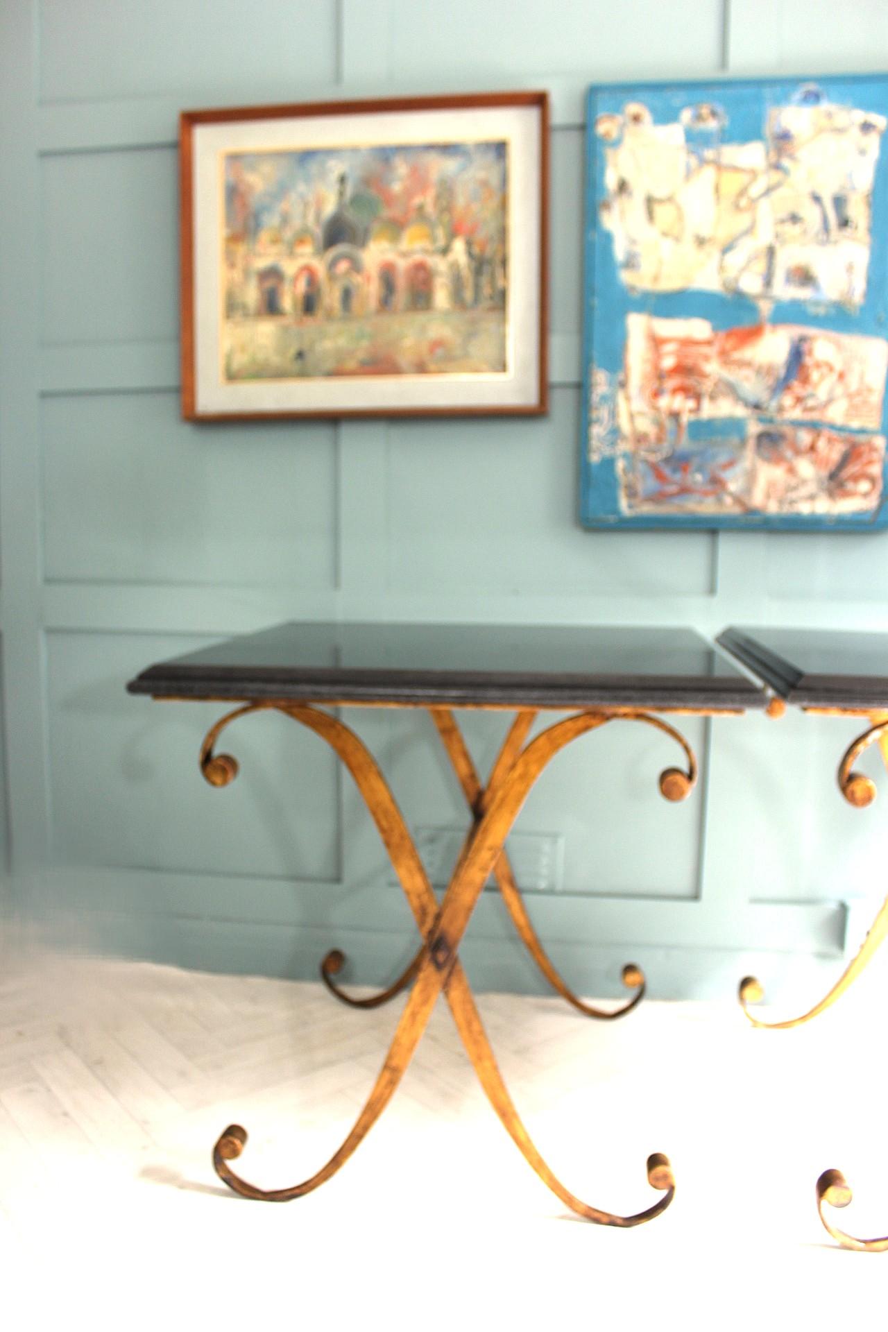 Paire de tables d'appoint en métal doré Granite par John Richard en vente 4