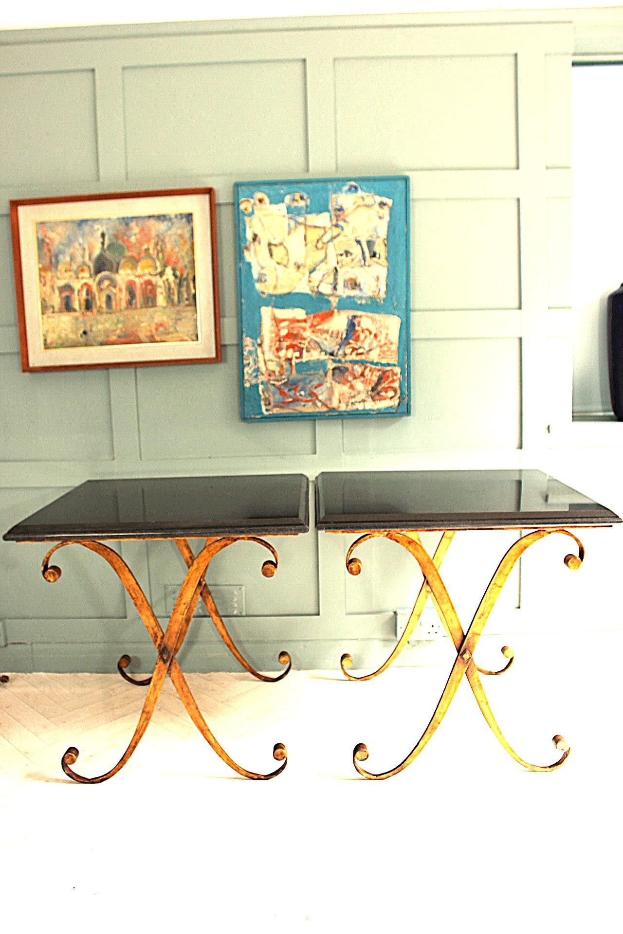 Paire de tables d'appoint en métal doré Granite par John Richard en vente 5