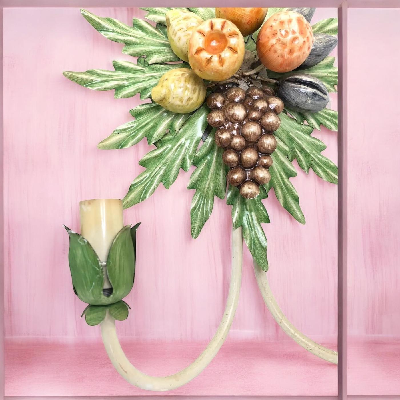 Pair of Grape, Fruits and Leaf Tole Sconces Polychrome Metal, 1960s, Italy For Sale 9