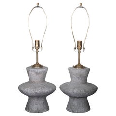 Paire de lampes de table en céramique grise