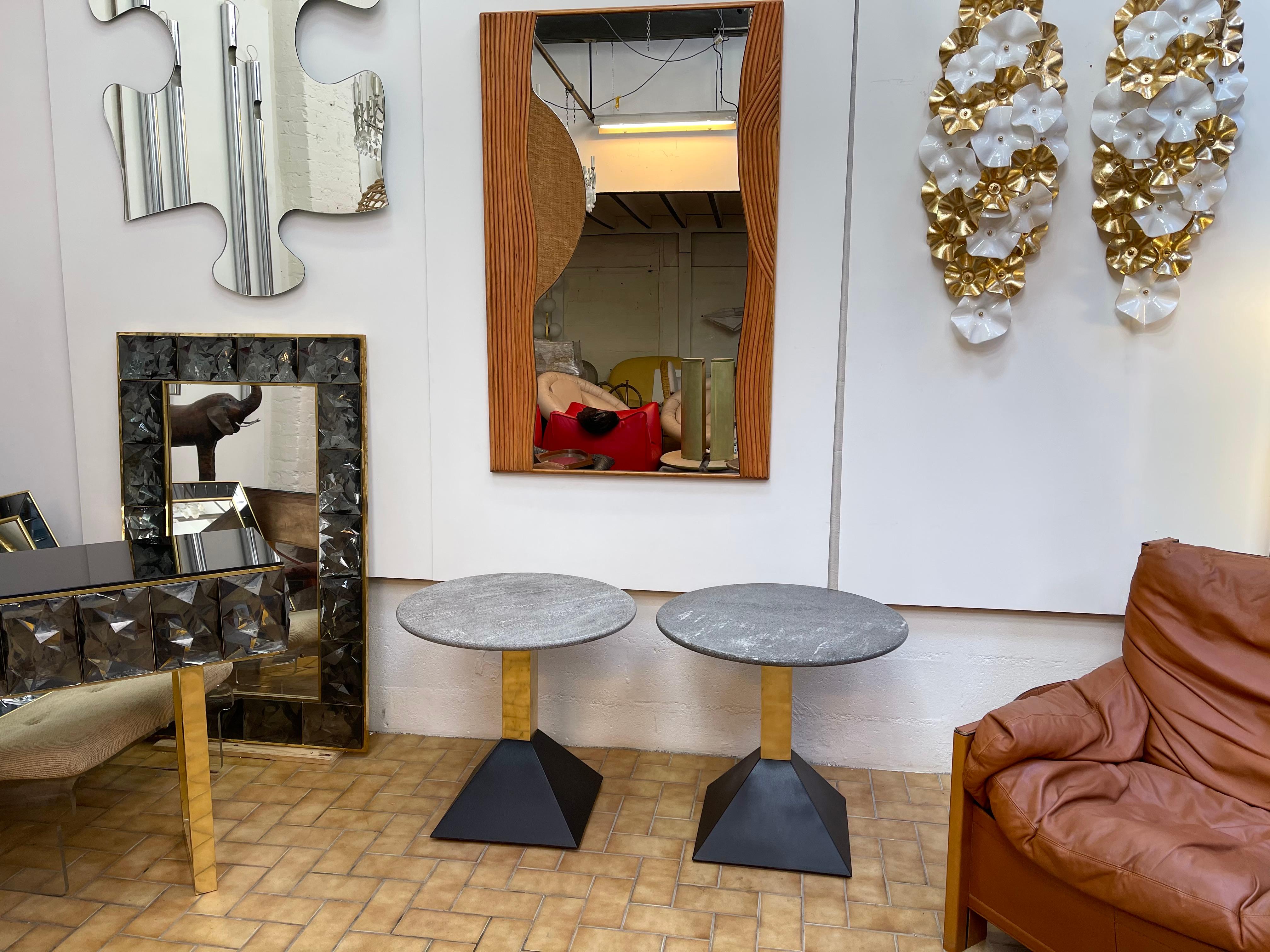 Pair of Gray Granite and Brass Side Tables, Italy, 1980s In Good Condition For Sale In SAINT-OUEN, FR