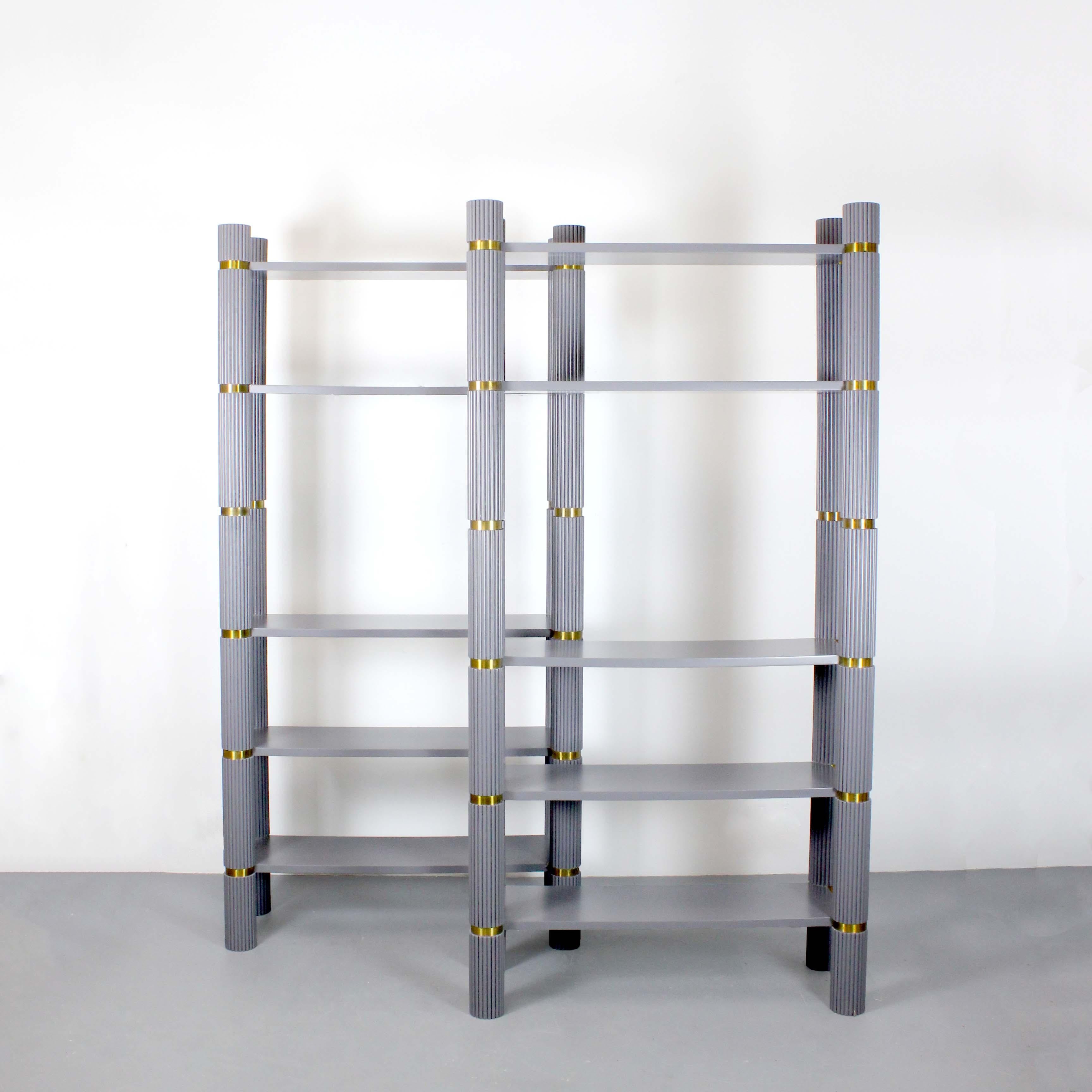 Pair of gray lacquered wooden shelves with fluted uprights and gilt brass details - Spain - c. 1970