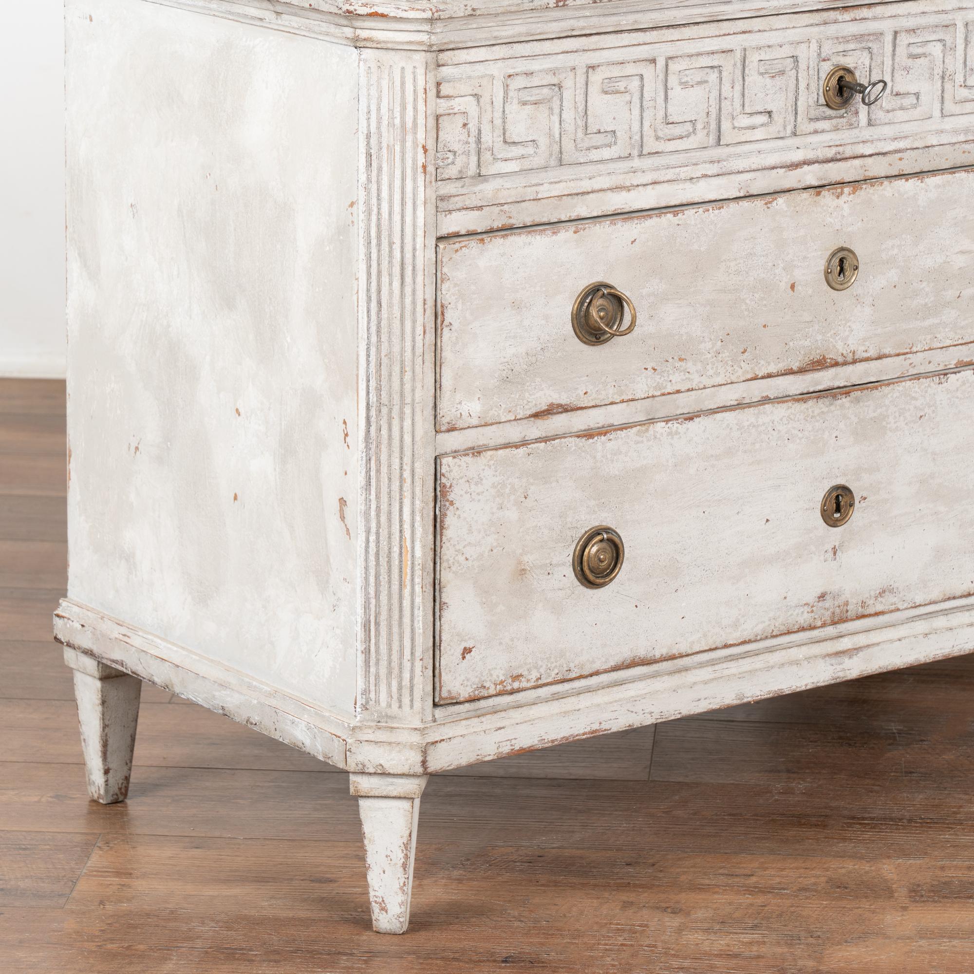 Pair of Gray Painted Gustavian Chest of Drawers, Sweden circa 1860 6