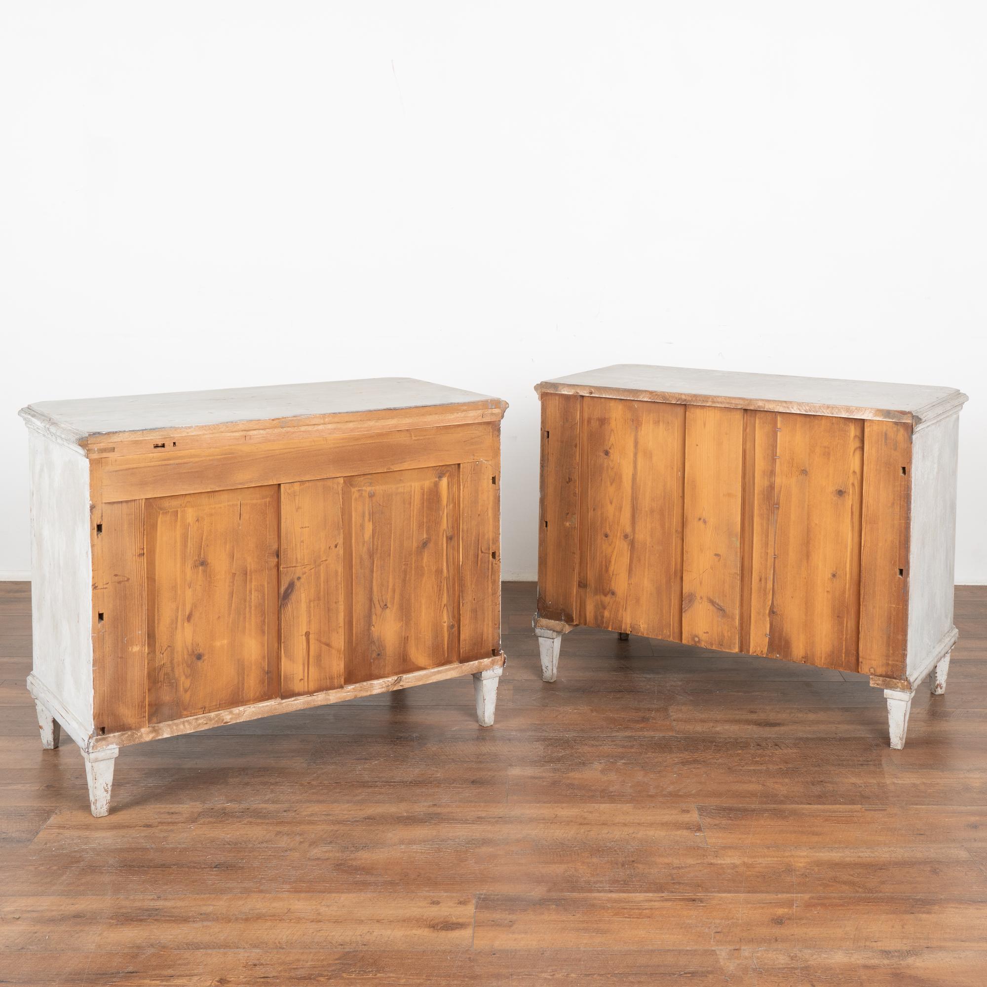 Pair of Gray Painted Gustavian Chest of Drawers, Sweden circa 1860 7