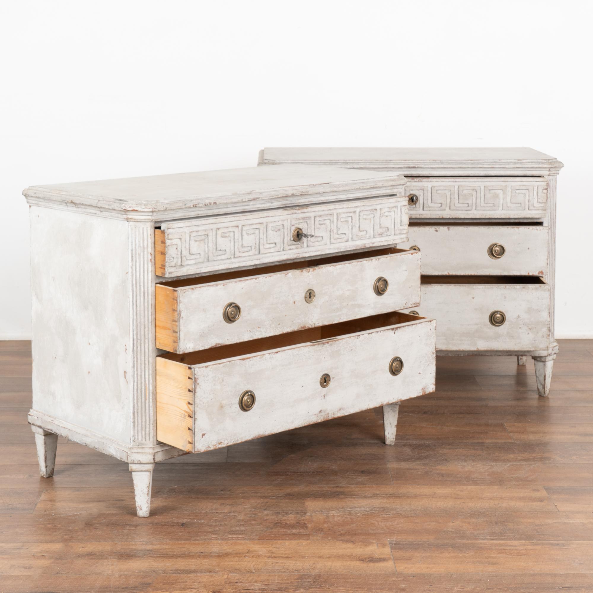 Swedish Pair of Gray Painted Gustavian Chest of Drawers, Sweden circa 1860