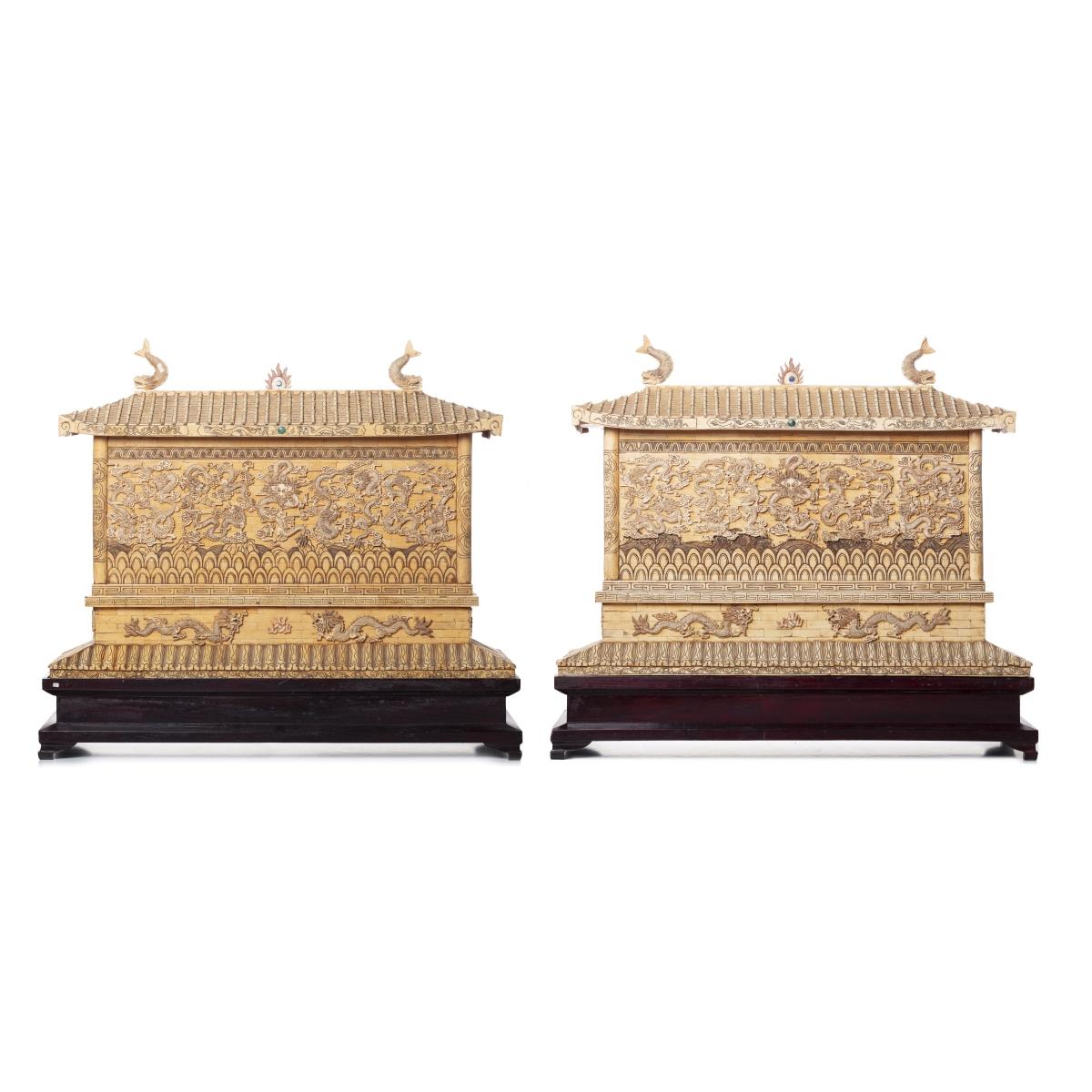 Pair of Great Dragon Temples Chinese Minguo Period In Good Condition For Sale In Madrid, ES