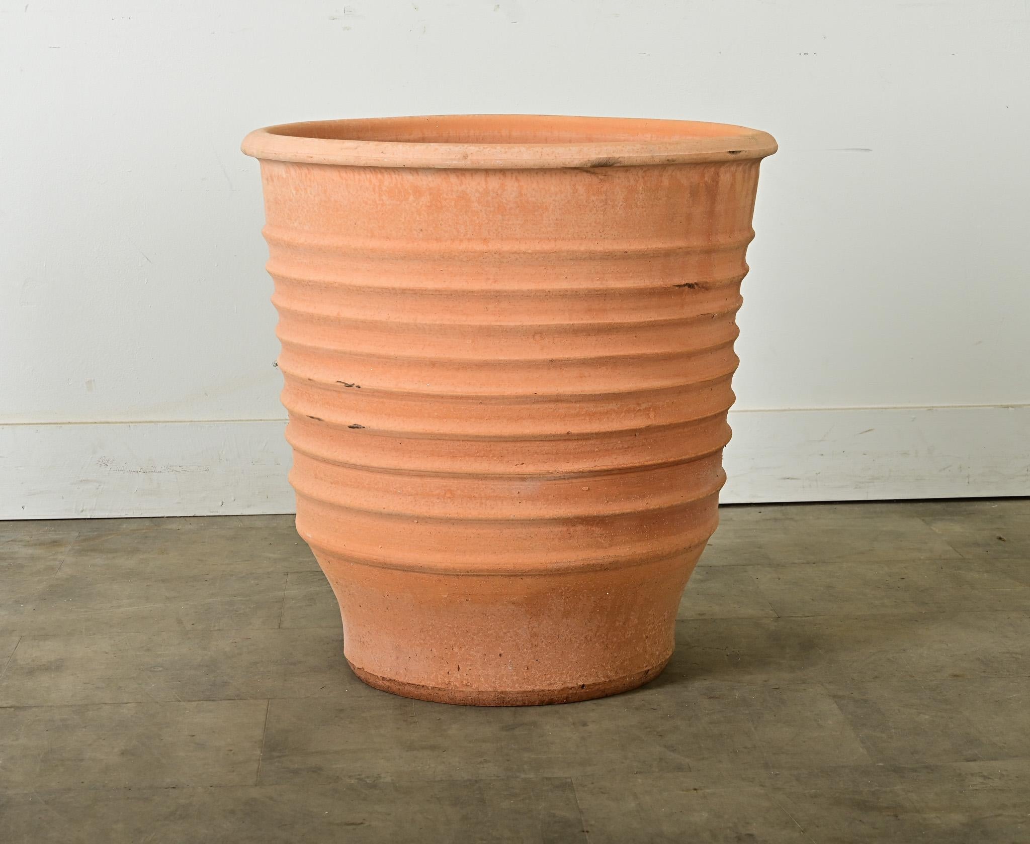 Pair of Greek Reproduction Terracotta Pots In Good Condition For Sale In Baton Rouge, LA