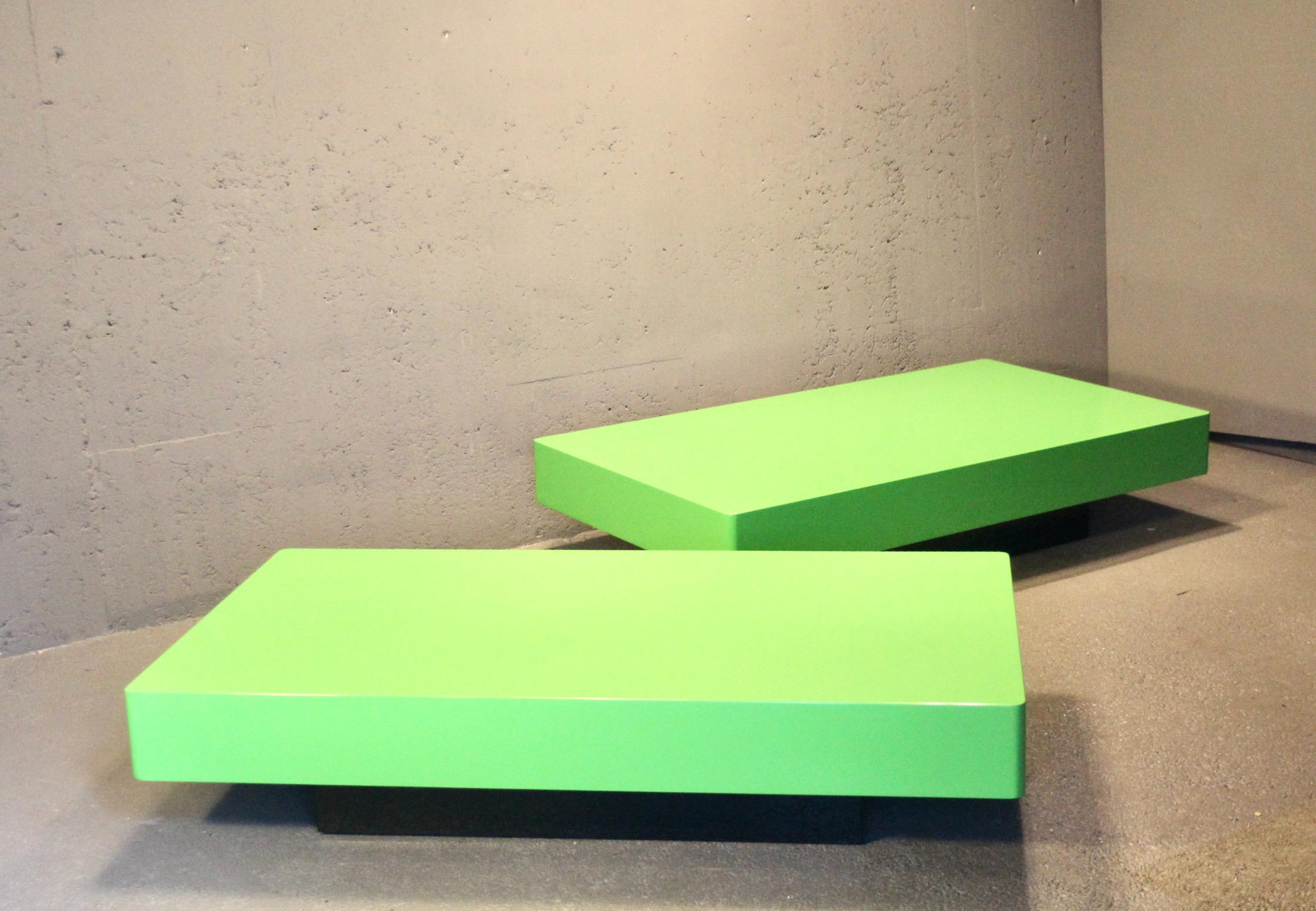 Pair of green and black lacquered coffee table For Sale 5