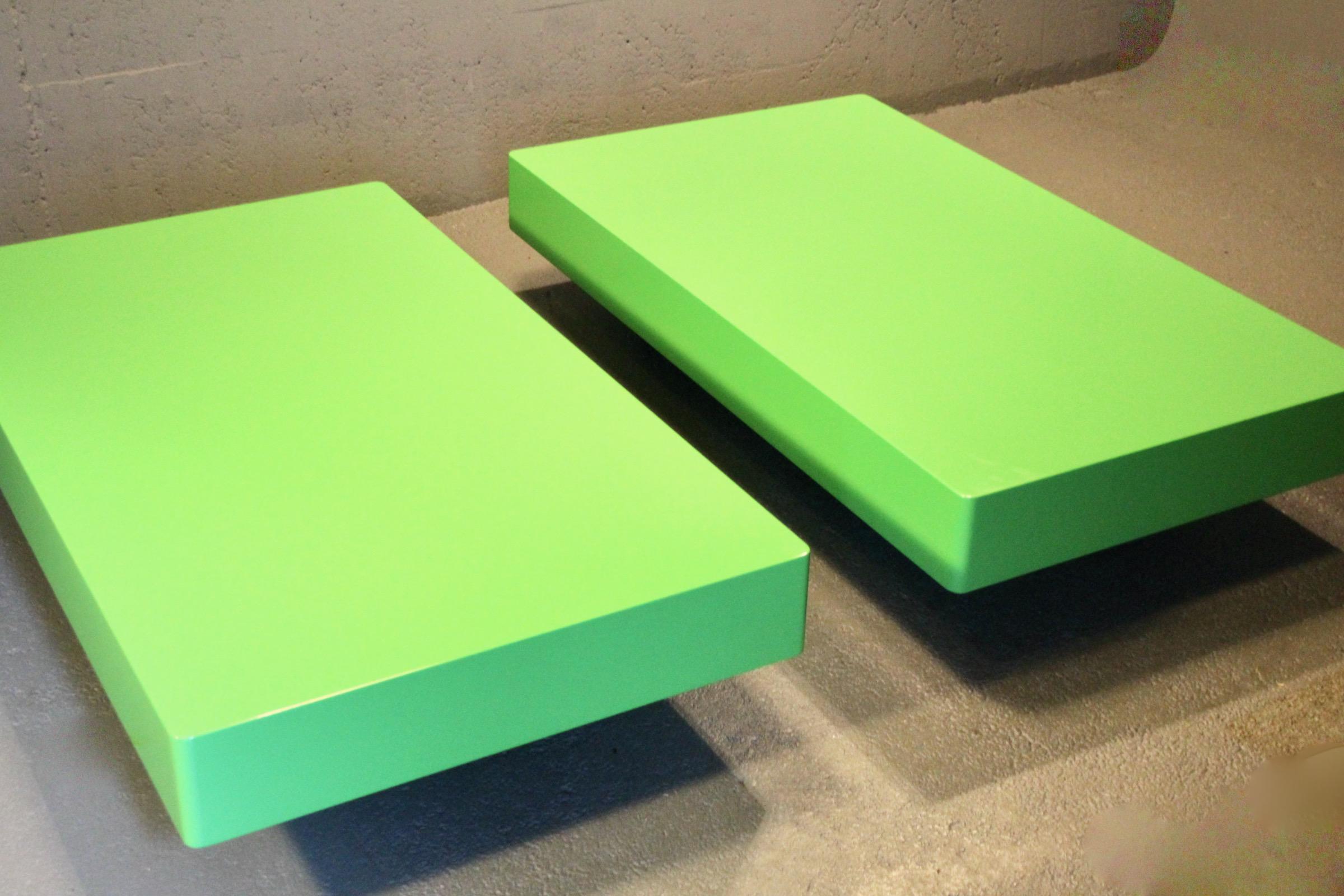 Pair of green and black lacquered coffee table For Sale 6
