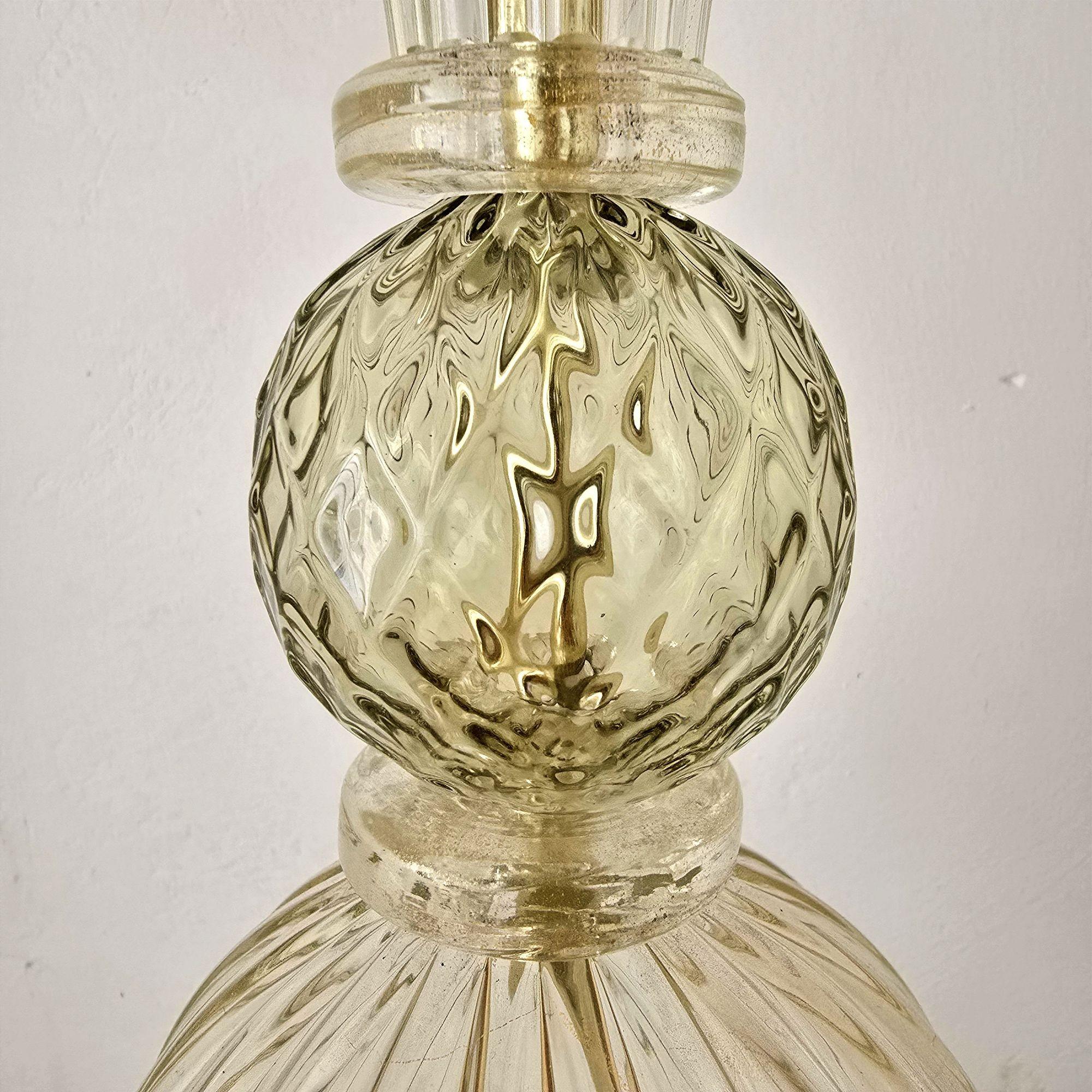 Vetro di Murano Coppia di lampade in vetro di Murano verde e oro in vendita