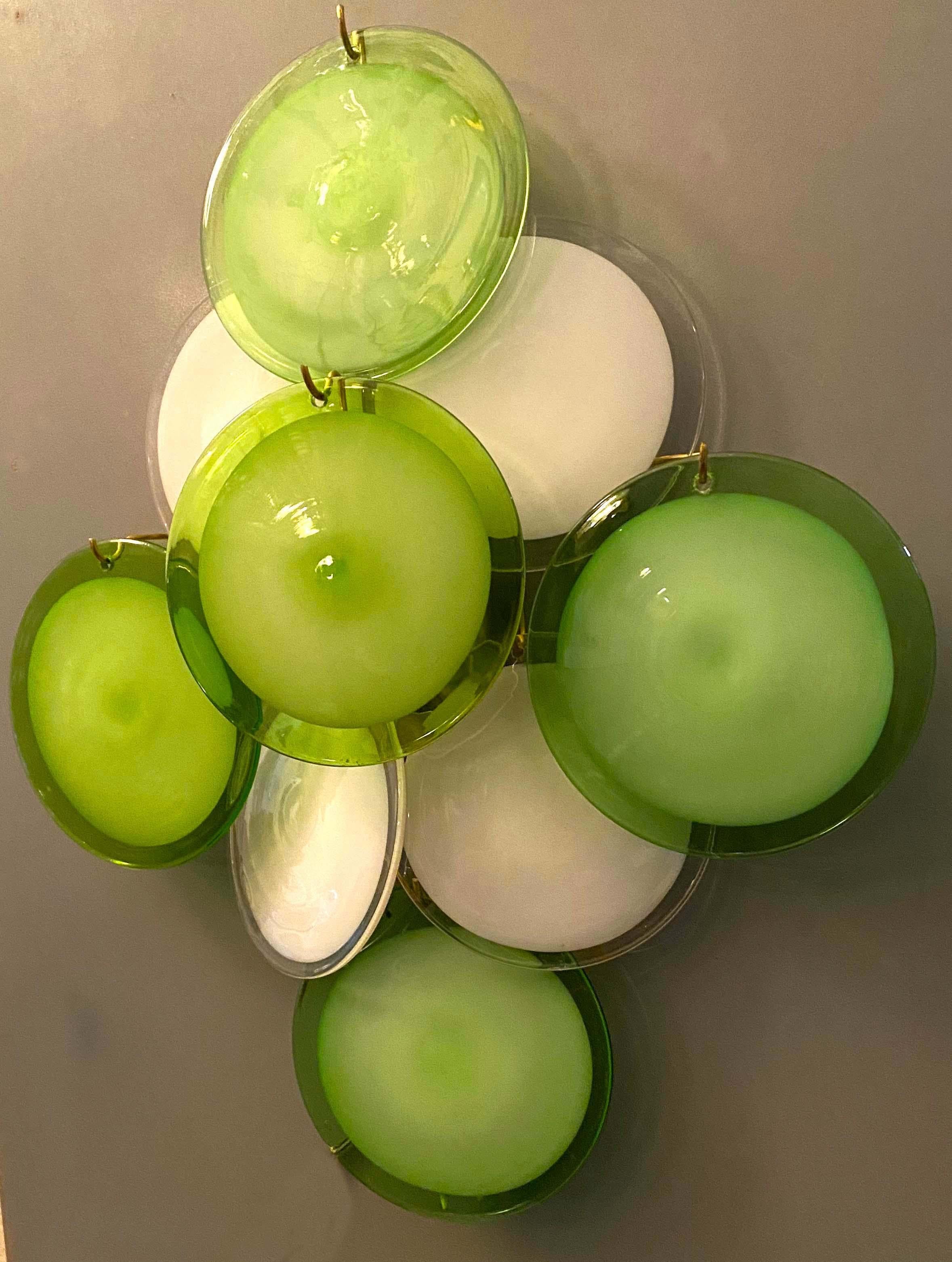 Pair of Green and White Vistosi Disc Murano Glass Sconces or Wall Light, 1970s In Excellent Condition In Rome, IT