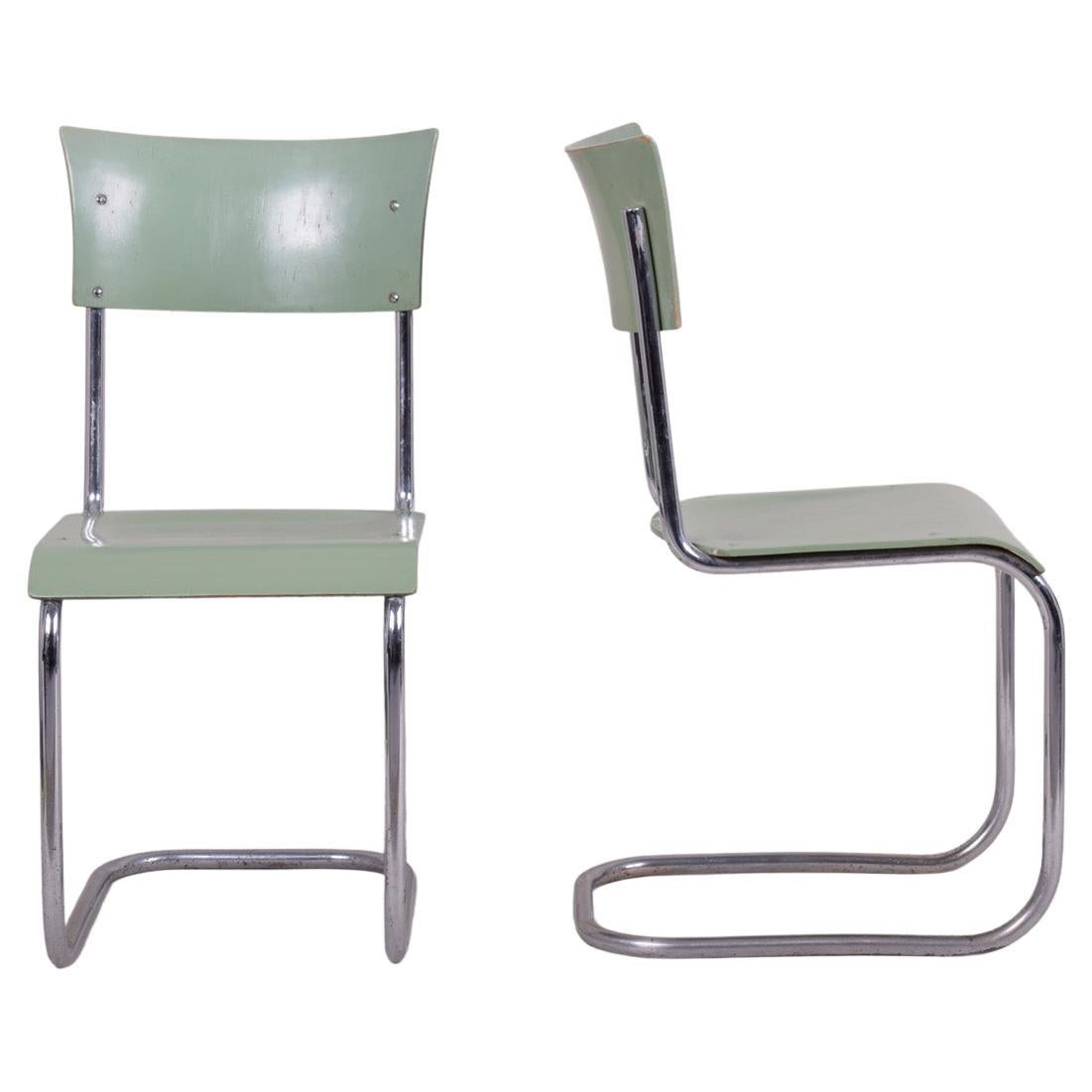 Pair of Green Bauhaus Chairs Made in 1930s Czechia, Made by Robert Slezák For Sale