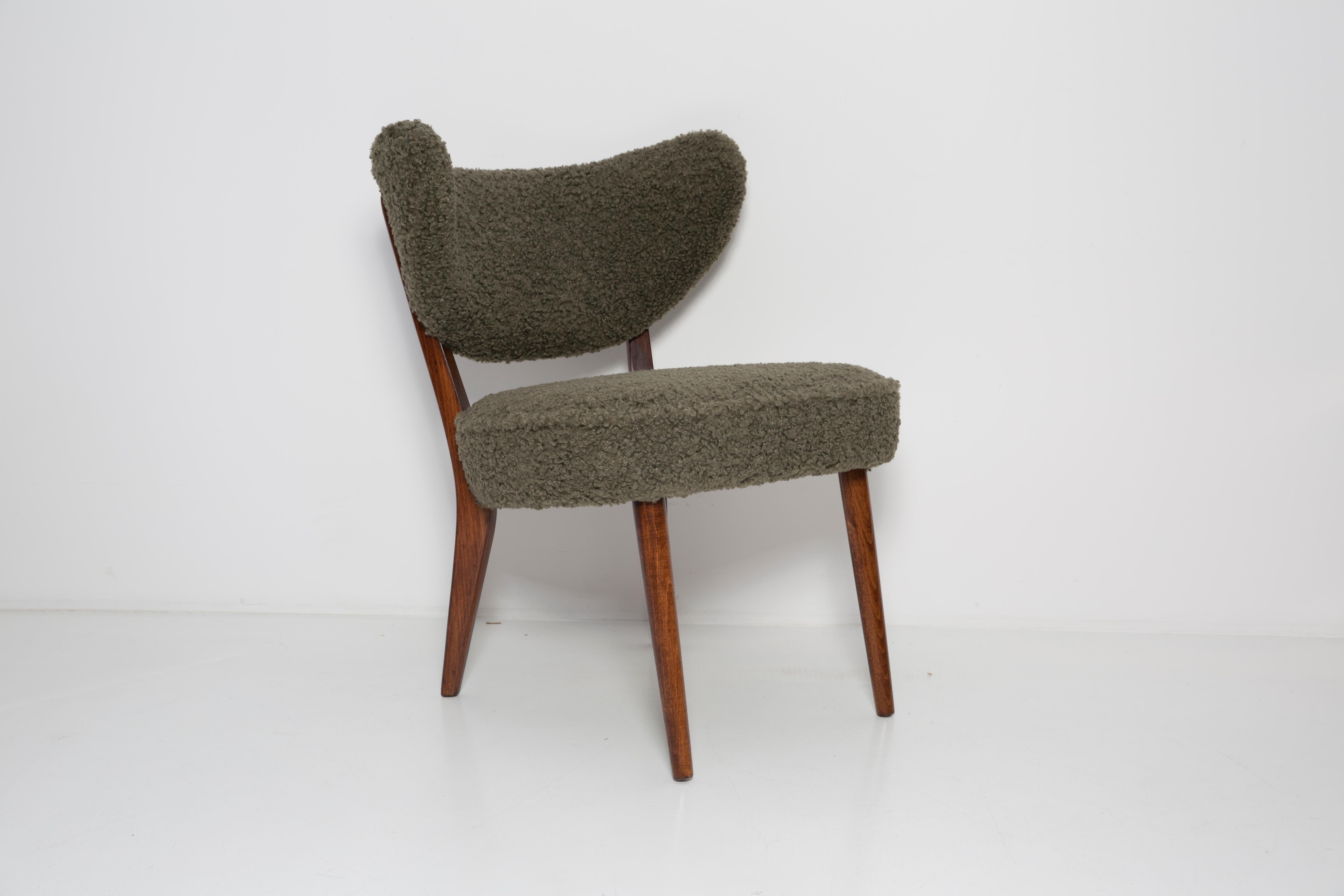 Mid-Century Modern Pair of Green Boucle Shell Club Chairs, by Vintola Studio, Europe, Poland For Sale