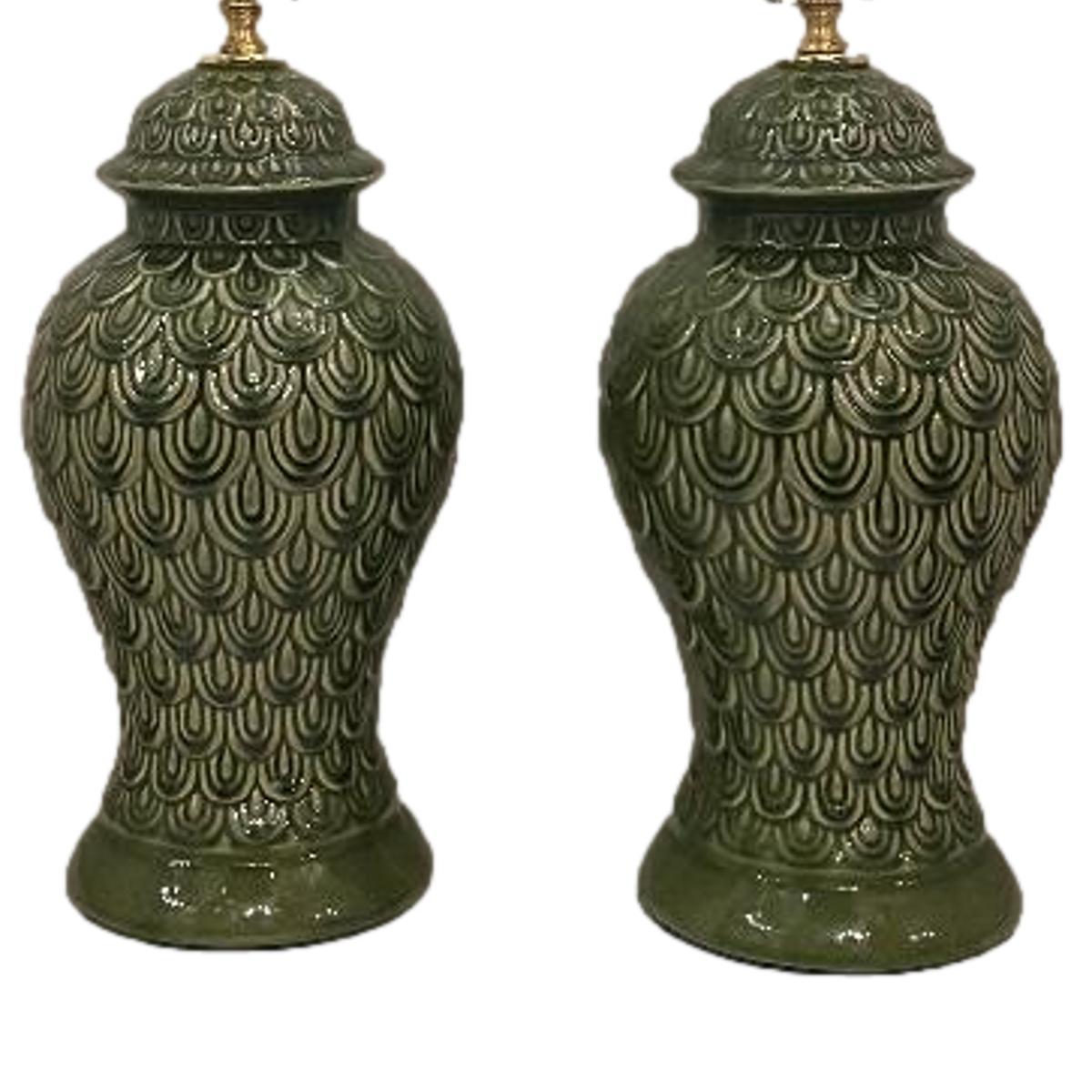 Pair of Green Ceramic Lamps In Good Condition For Sale In New York, NY
