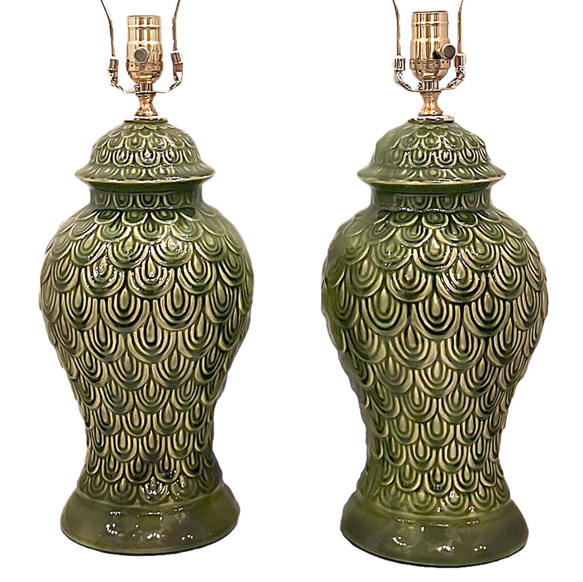 Pair of Italian circa 1950's ceramic green lamps.

Measurements:
Height of body: 15