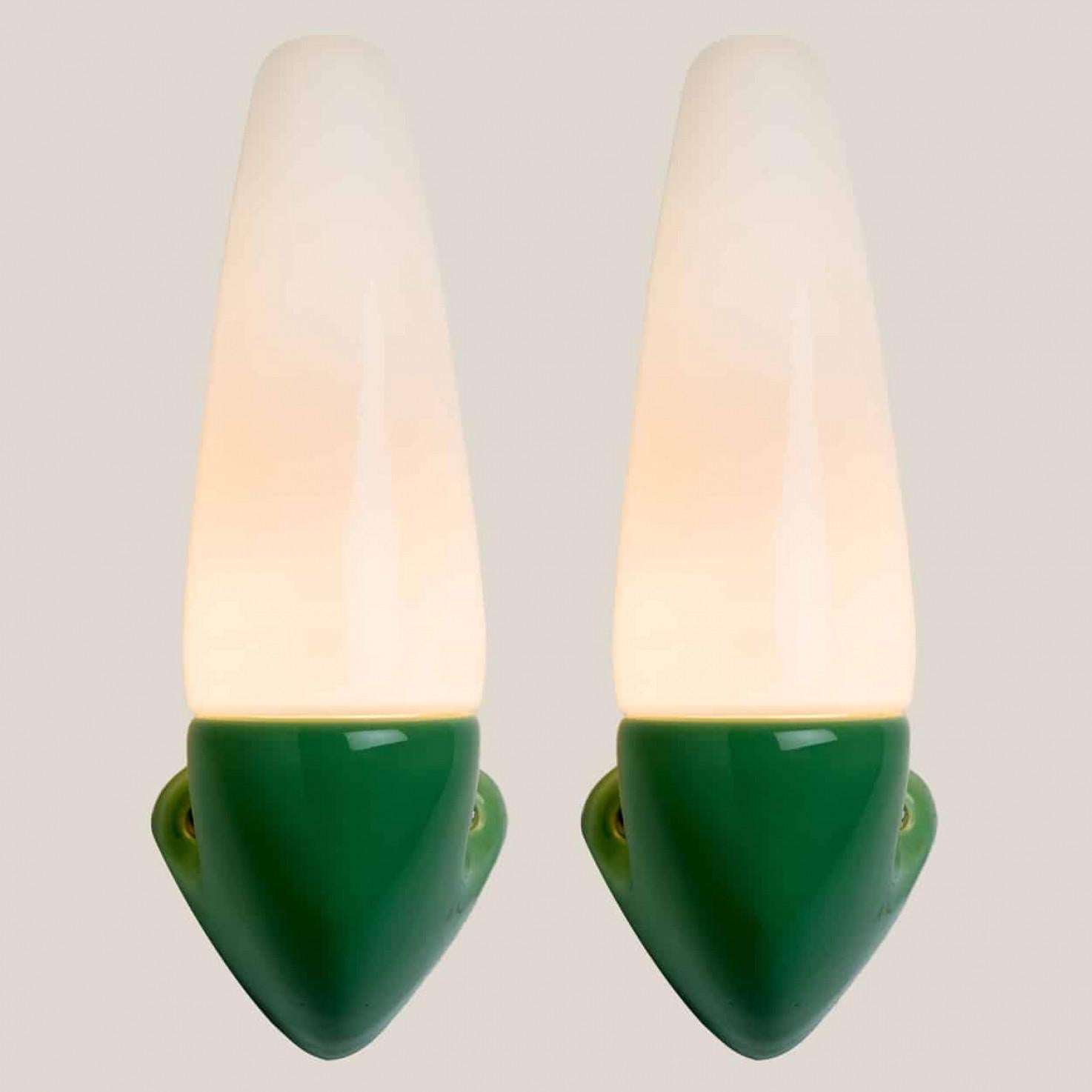 Pair of Green Ceramic Wall Lights, Sigvard Bernadotte, 1970 im Angebot 3