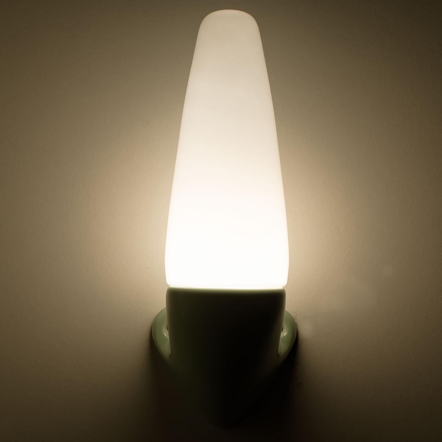 Pair of Green Ceramic Wall Lights, Sigvard Bernadotte, 1970 im Angebot 1