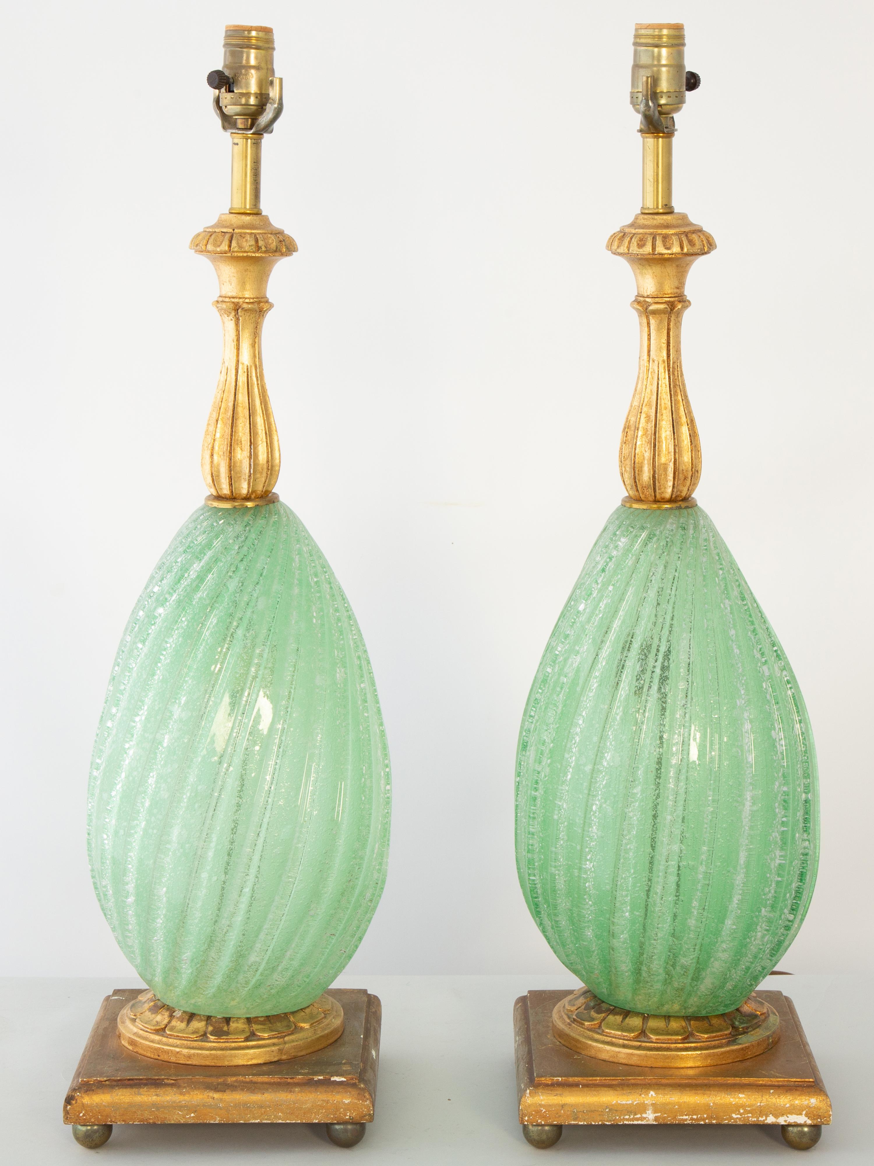 Pair of Green-Colored Lobular Murano Glass Lamps Bon état - En vente à West Palm Beach, FL