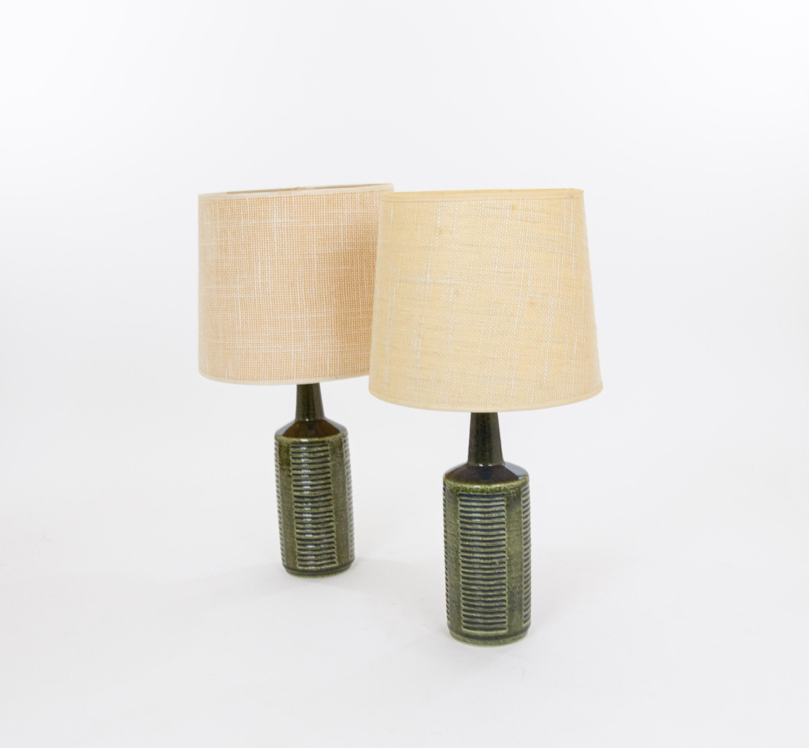 Paar grüne DL/30 Tischlampen von Linnemann-Schmidt für Palshus, 1960er Jahre (Glasiert) im Angebot